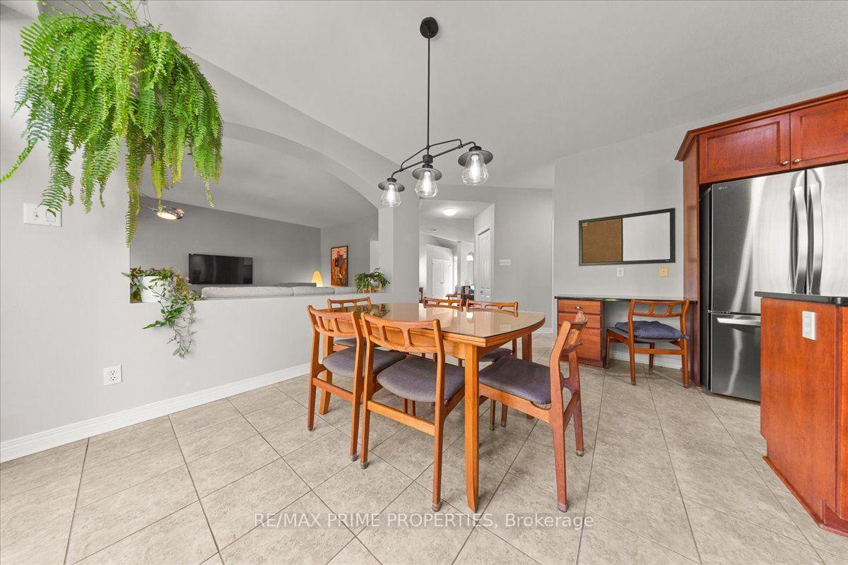 Photo 22 of 20 Quarry Ridge Drive, Ottawa, Convent Glen North — HOMEH
