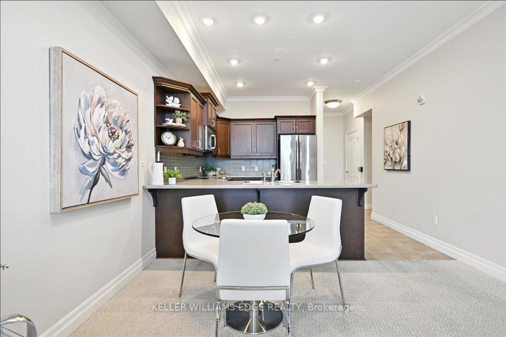 Photo 14 of Unit 607, 3290 New Street, Burlington, Roseland — HOMEH