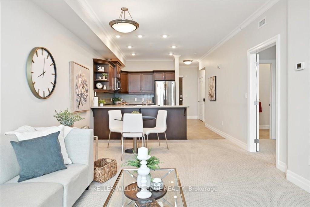 Photo 16 of Unit 607, 3290 New Street, Burlington, Roseland — HOMEH