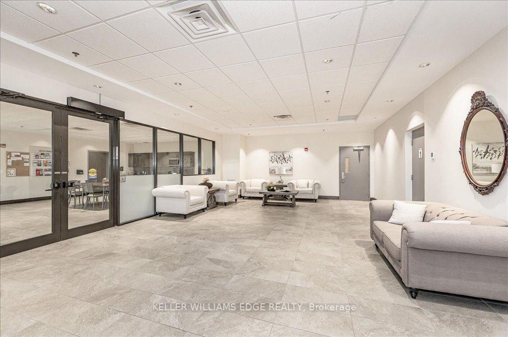 Photo 36 of Unit 607, 3290 New Street, Burlington, Roseland — HOMEH