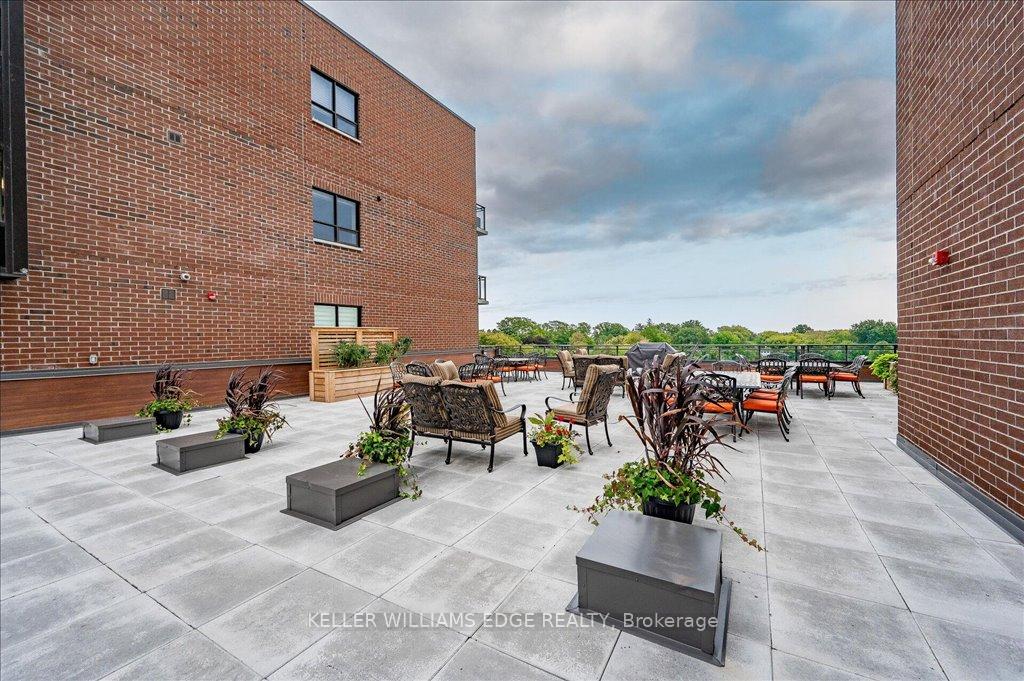 Photo 45 of Unit 607, 3290 New Street, Burlington, Roseland — HOMEH