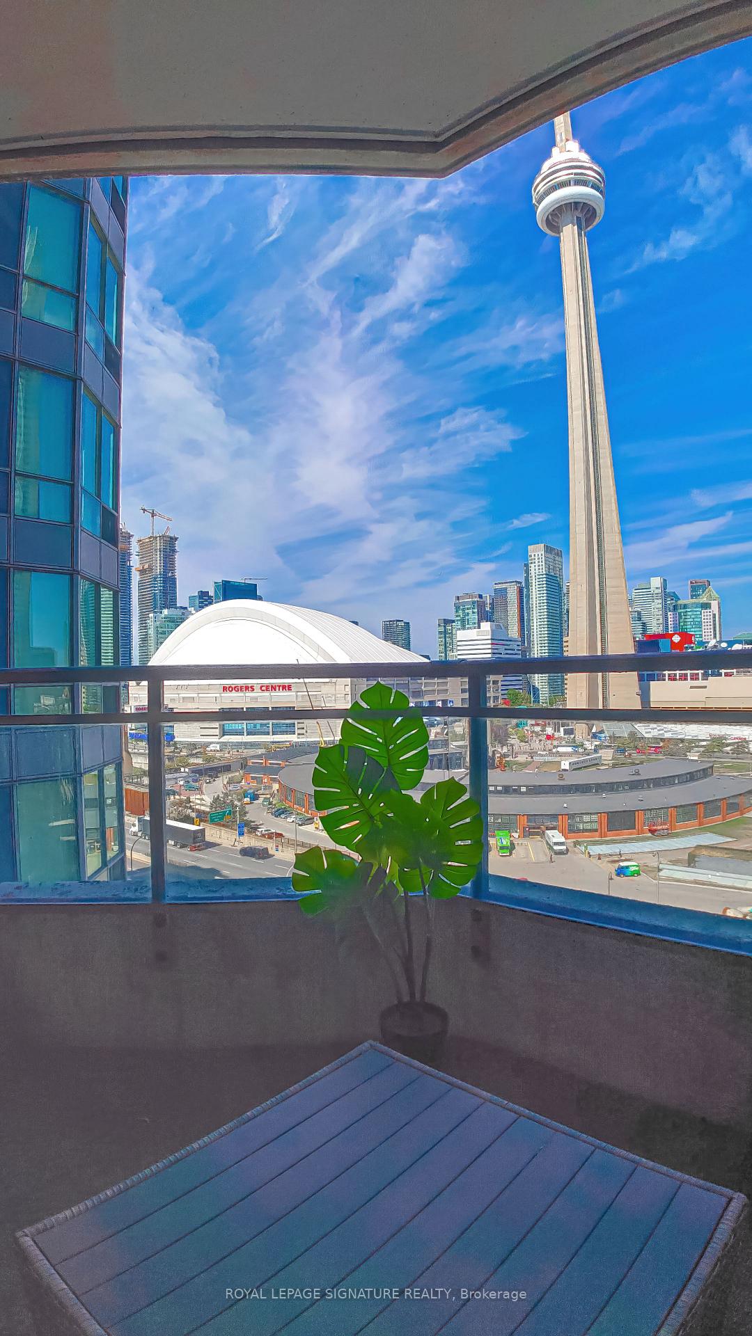 Photo 13 of Unit 1726, 230 Queens Quay W, Toronto, Waterfront Communities — HOMEH