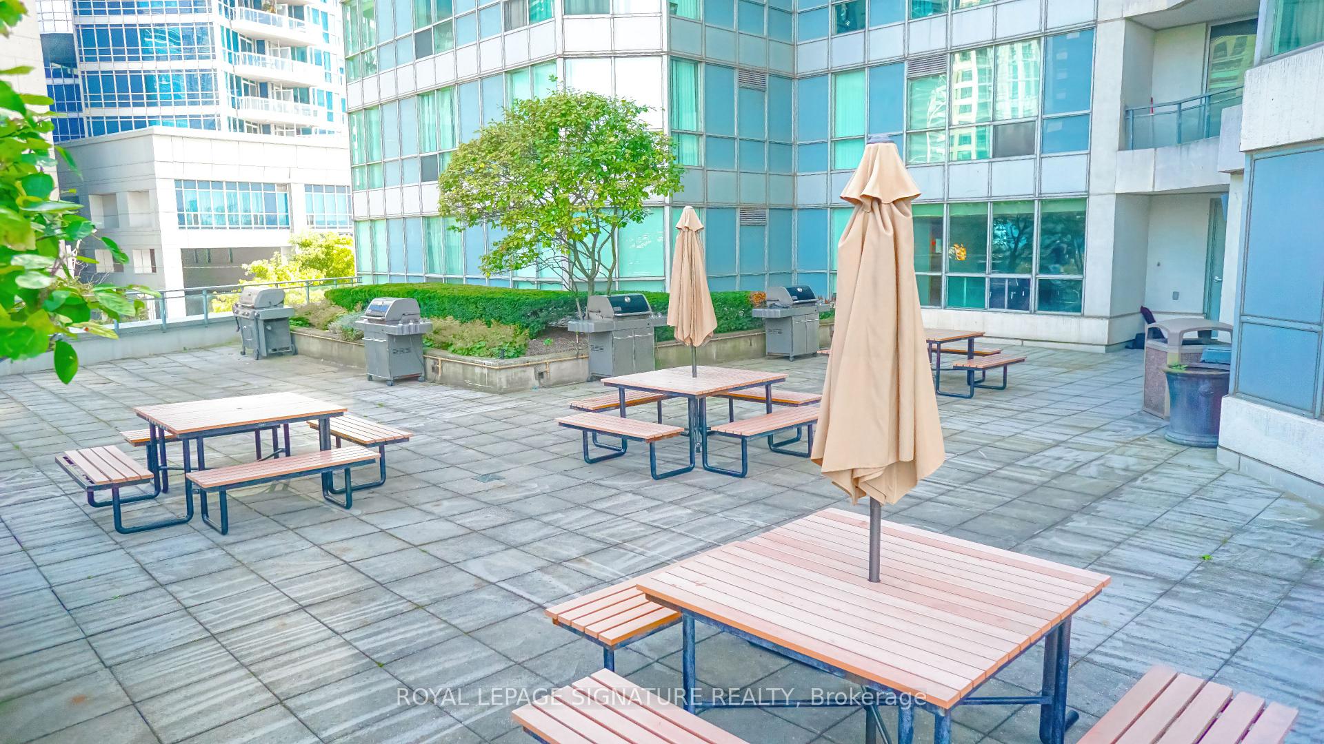 Photo 20 of Unit 1726, 230 Queens Quay W, Toronto, Waterfront Communities — HOMEH