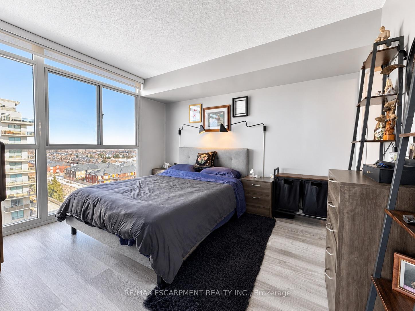 Photo 22 of Unit 809, 1940 Ironstone Drive, Burlington, Uptown — HOMEH