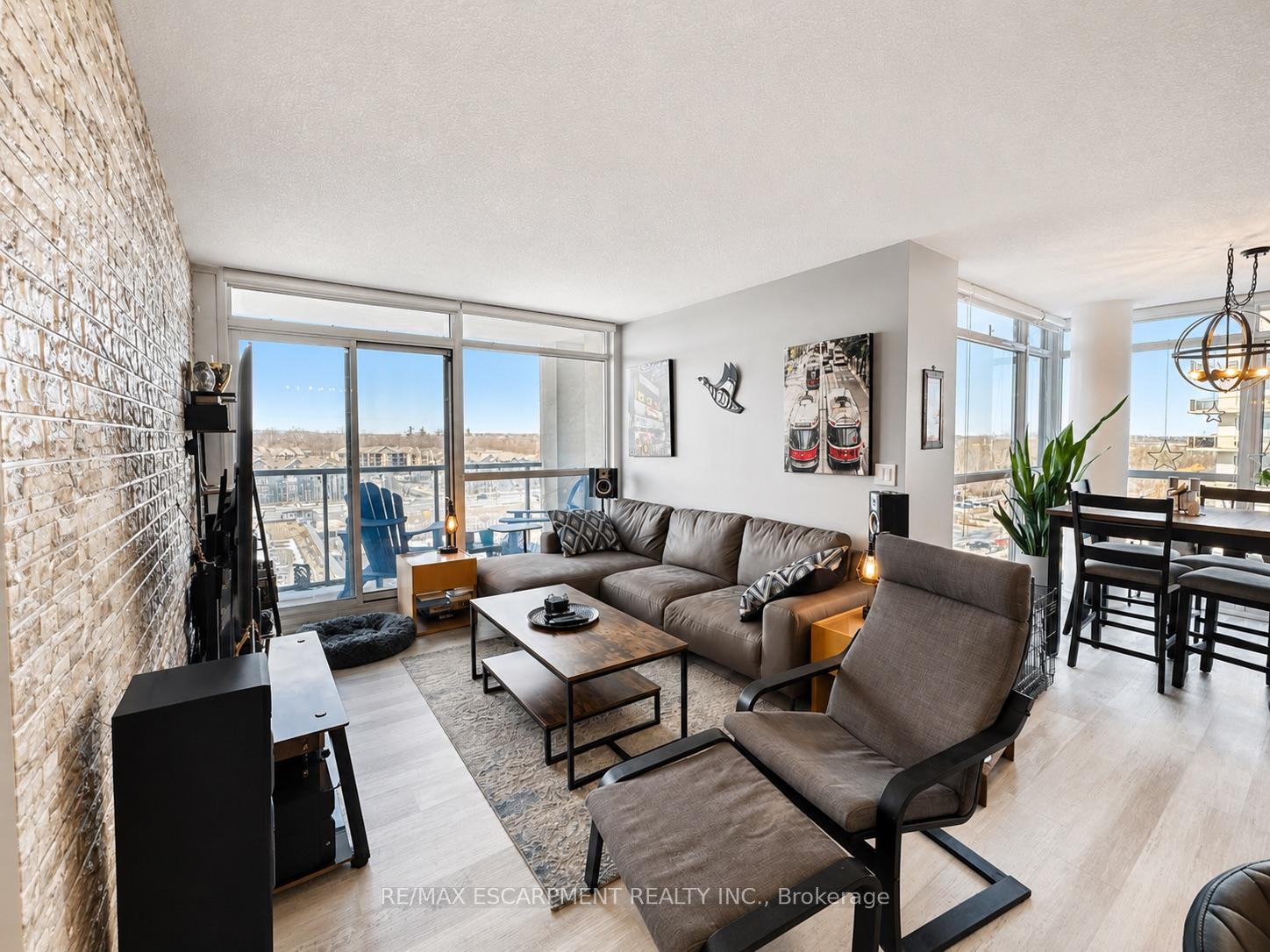 Photo 26 of Unit 809, 1940 Ironstone Drive, Burlington, Uptown — HOMEH