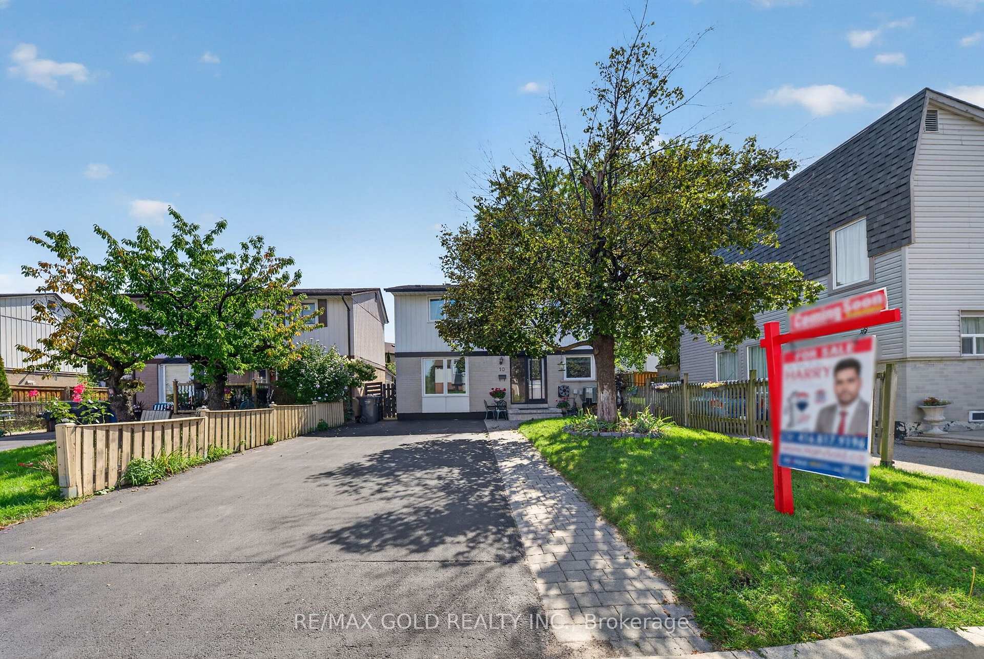 Photo 2 of 10 Jeffrey Street, Brampton, Northgate — HOMEH