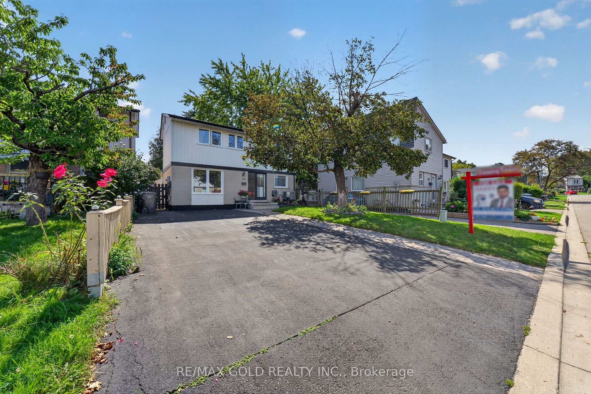 Photo 3 of 10 Jeffrey Street, Brampton, Northgate — HOMEH