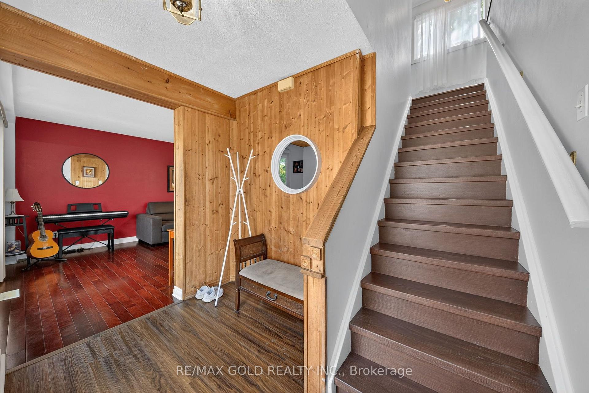 Photo 6 of 10 Jeffrey Street, Brampton, Northgate — HOMEH