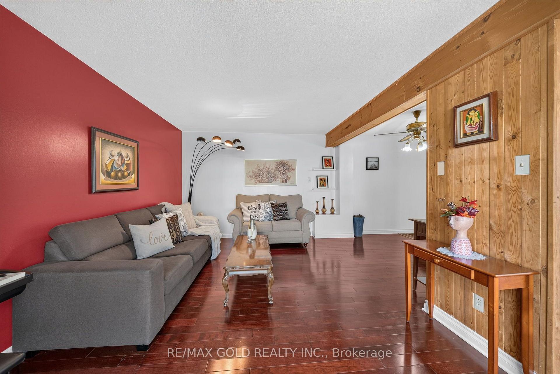 Photo 8 of 10 Jeffrey Street, Brampton, Northgate — HOMEH