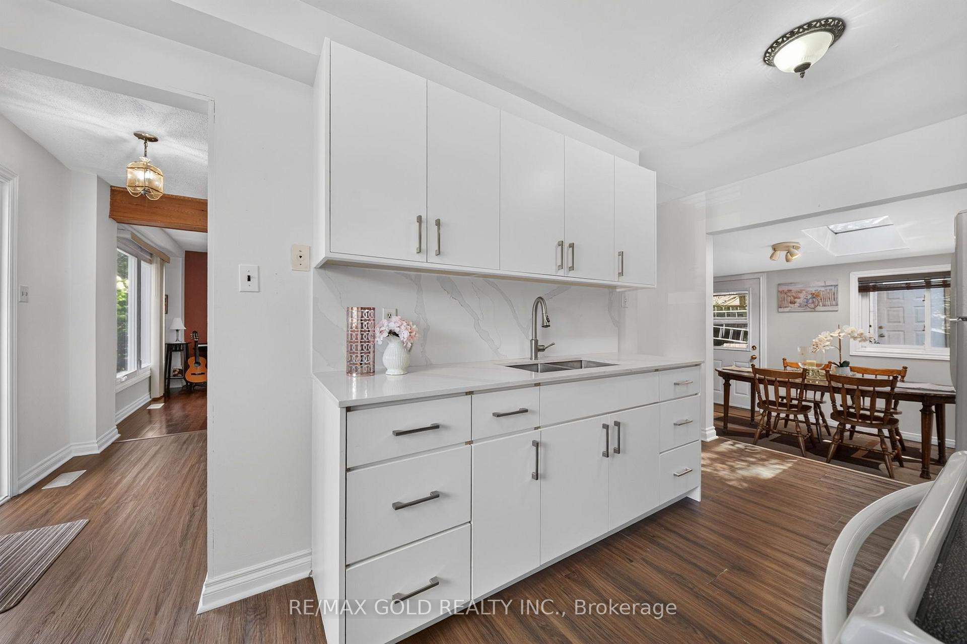 Photo 19 of 10 Jeffrey Street, Brampton, Northgate — HOMEH