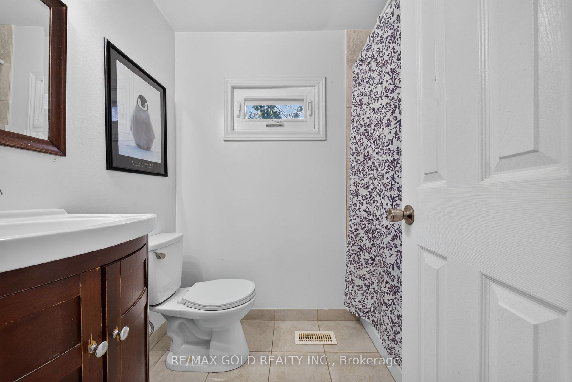 Photo 29 of 10 Jeffrey Street, Brampton, Northgate — HOMEH