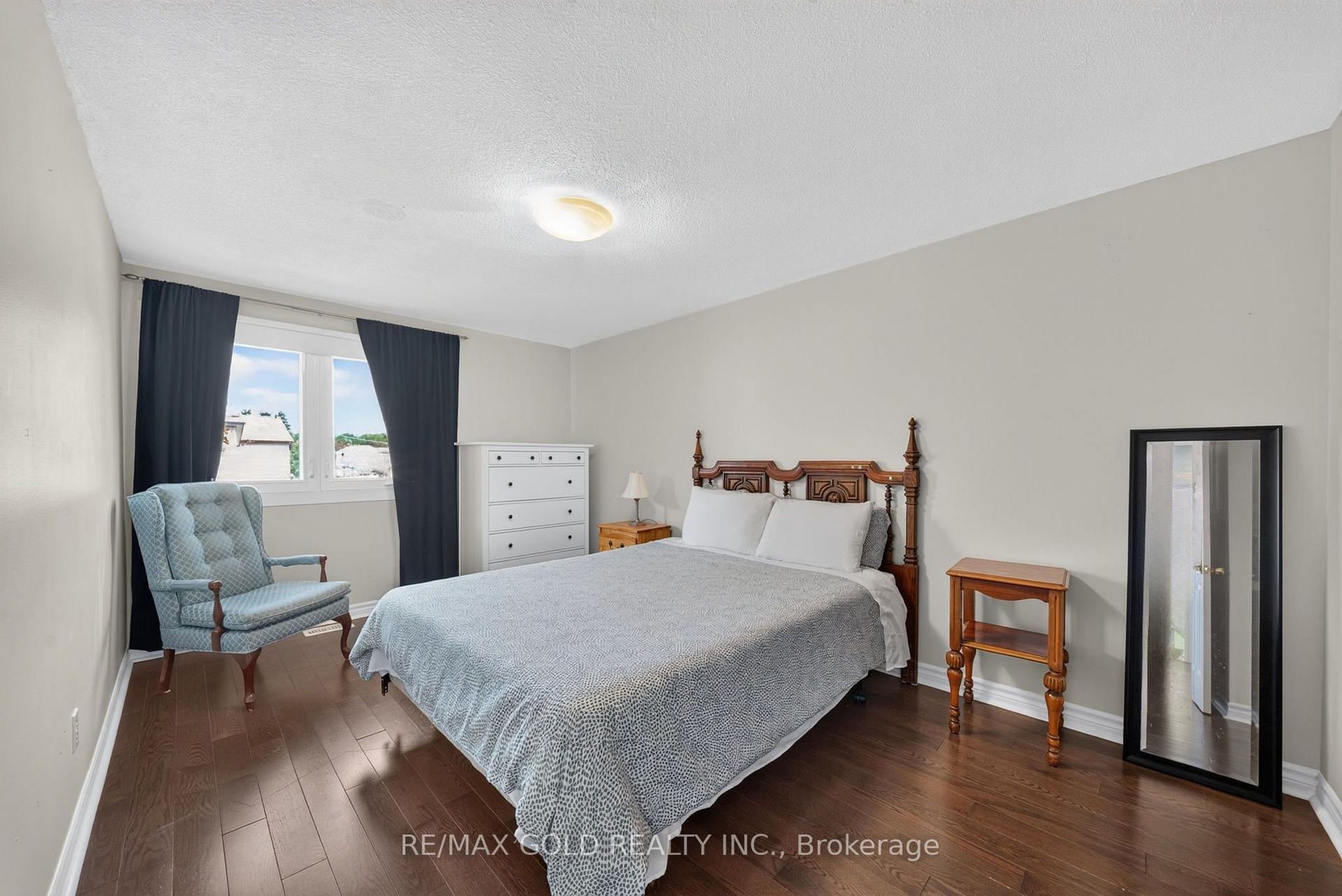 Photo 30 of 10 Jeffrey Street, Brampton, Northgate — HOMEH