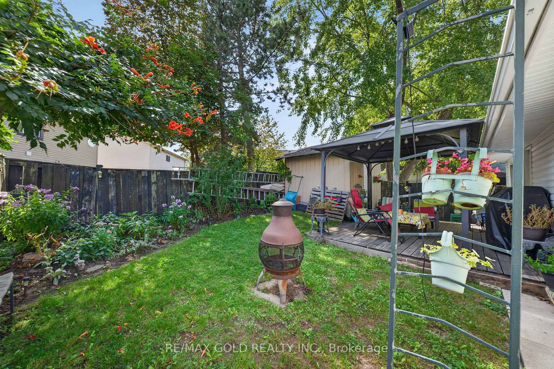 Photo 43 of 10 Jeffrey Street, Brampton, Northgate — HOMEH