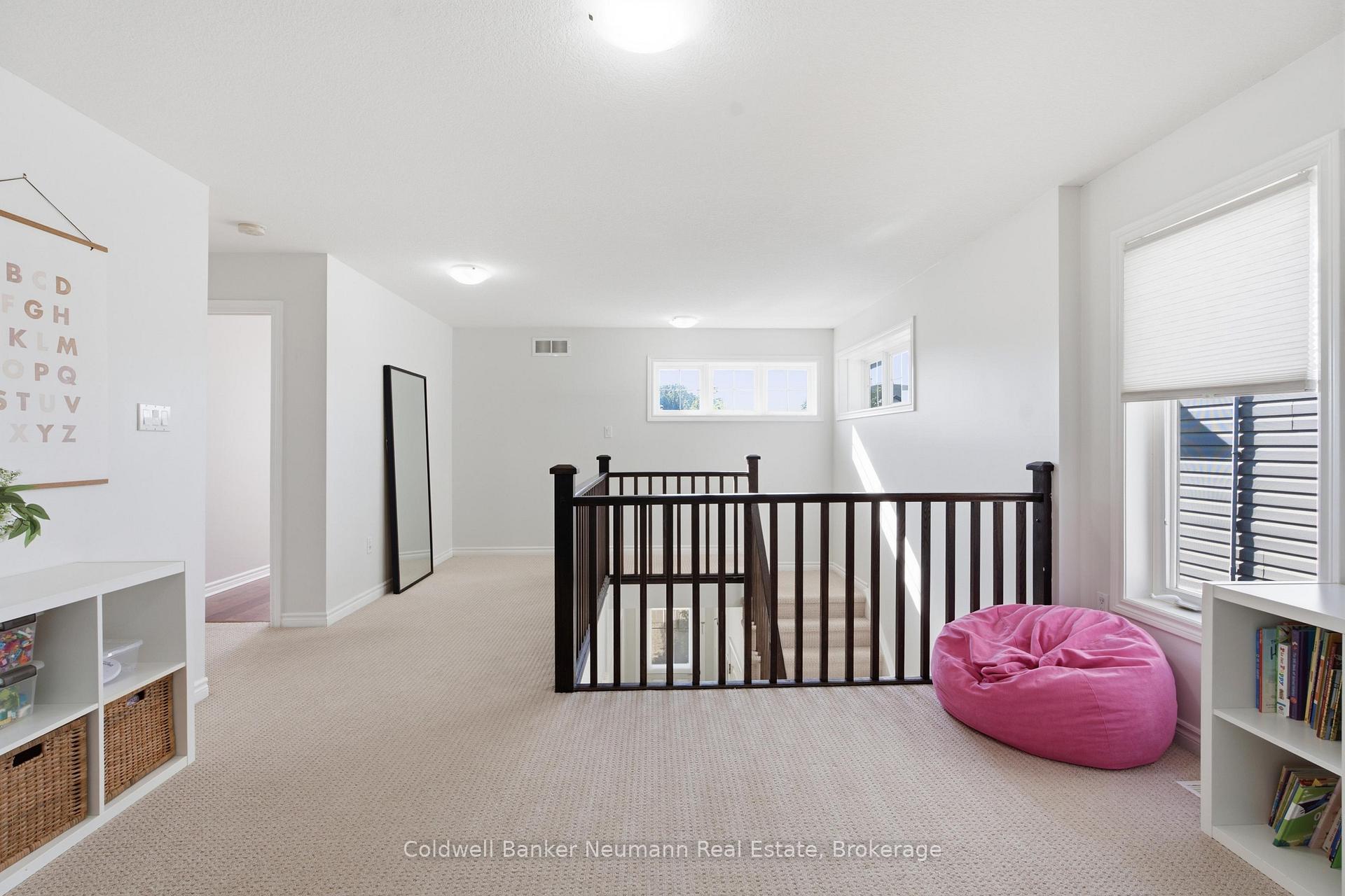 Photo 19 of 186 Goodwin Drive, Guelph, Pineridge/Westminster Woods — HOMEH