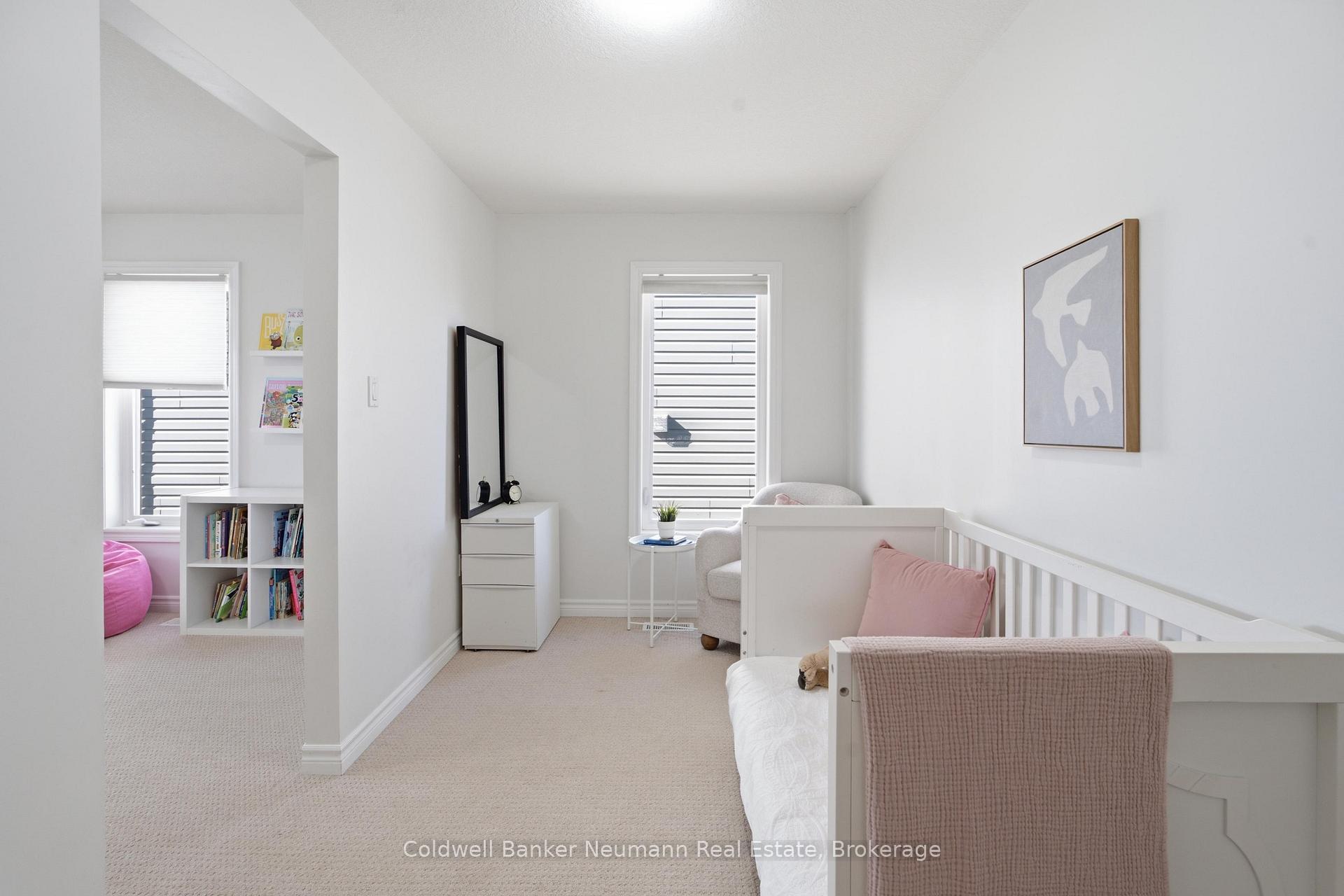 Photo 20 of 186 Goodwin Drive, Guelph, Pineridge/Westminster Woods — HOMEH