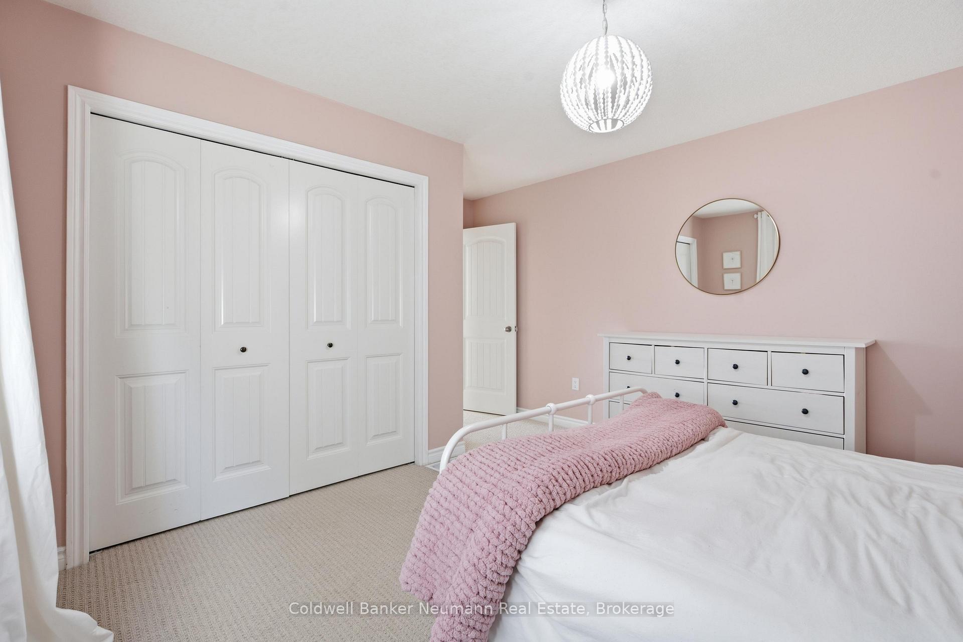 Photo 22 of 186 Goodwin Drive, Guelph, Pineridge/Westminster Woods — HOMEH
