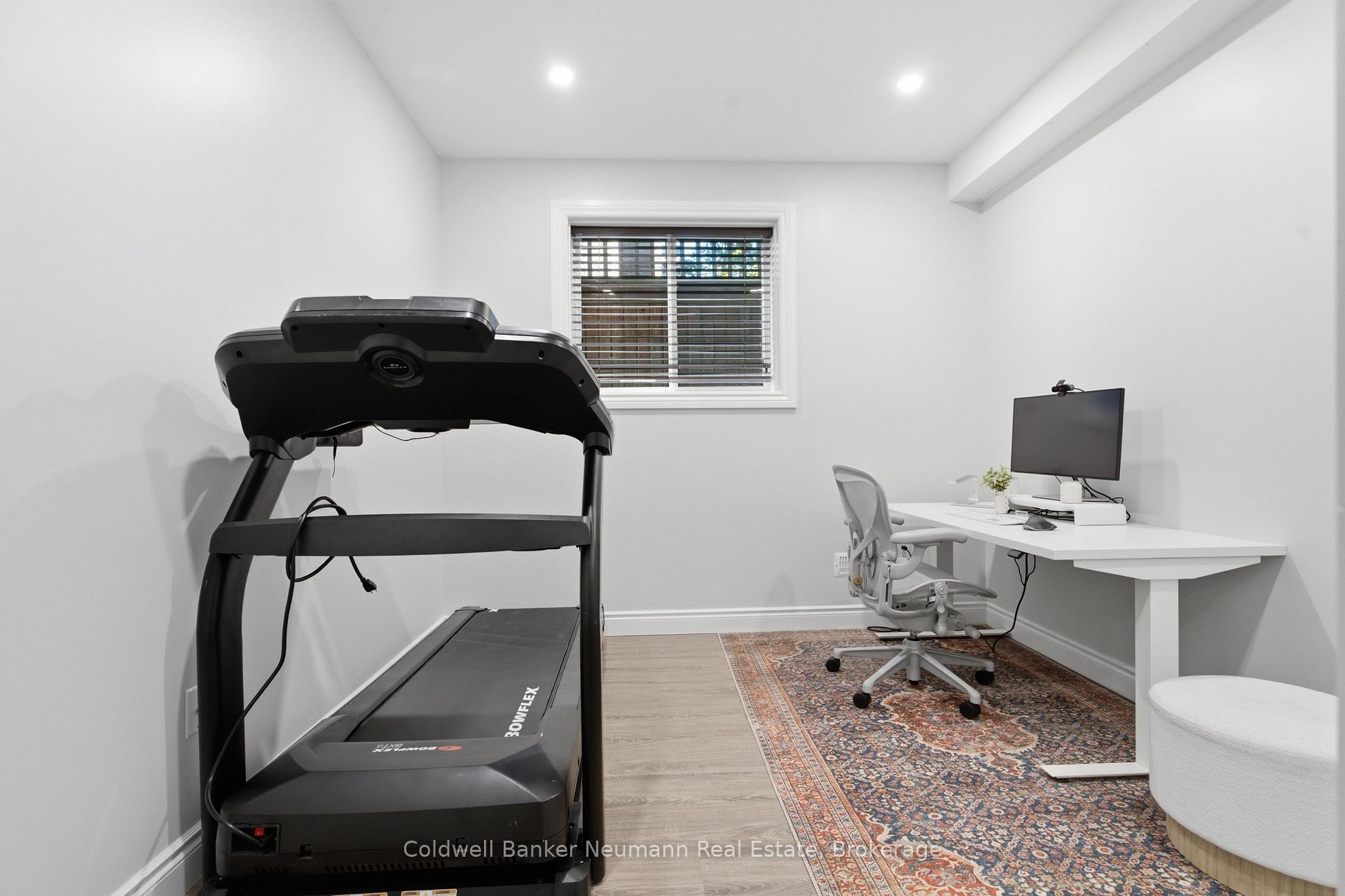 Photo 34 of 186 Goodwin Drive, Guelph, Pineridge/Westminster Woods — HOMEH