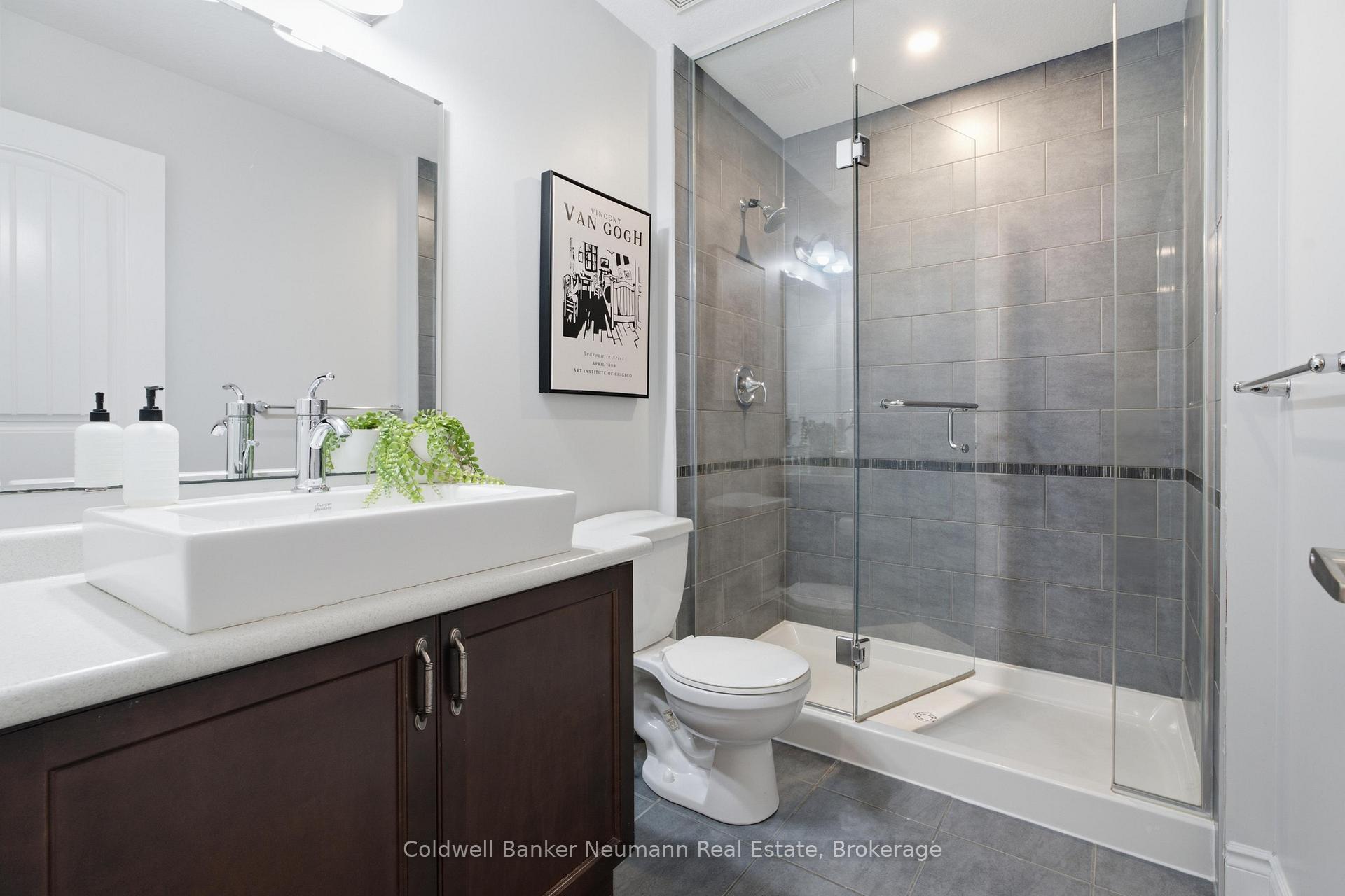 Photo 36 of 186 Goodwin Drive, Guelph, Pineridge/Westminster Woods — HOMEH