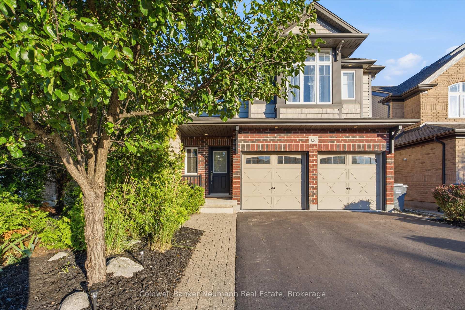 Photo 44 of 186 Goodwin Drive, Guelph, Pineridge/Westminster Woods — HOMEH