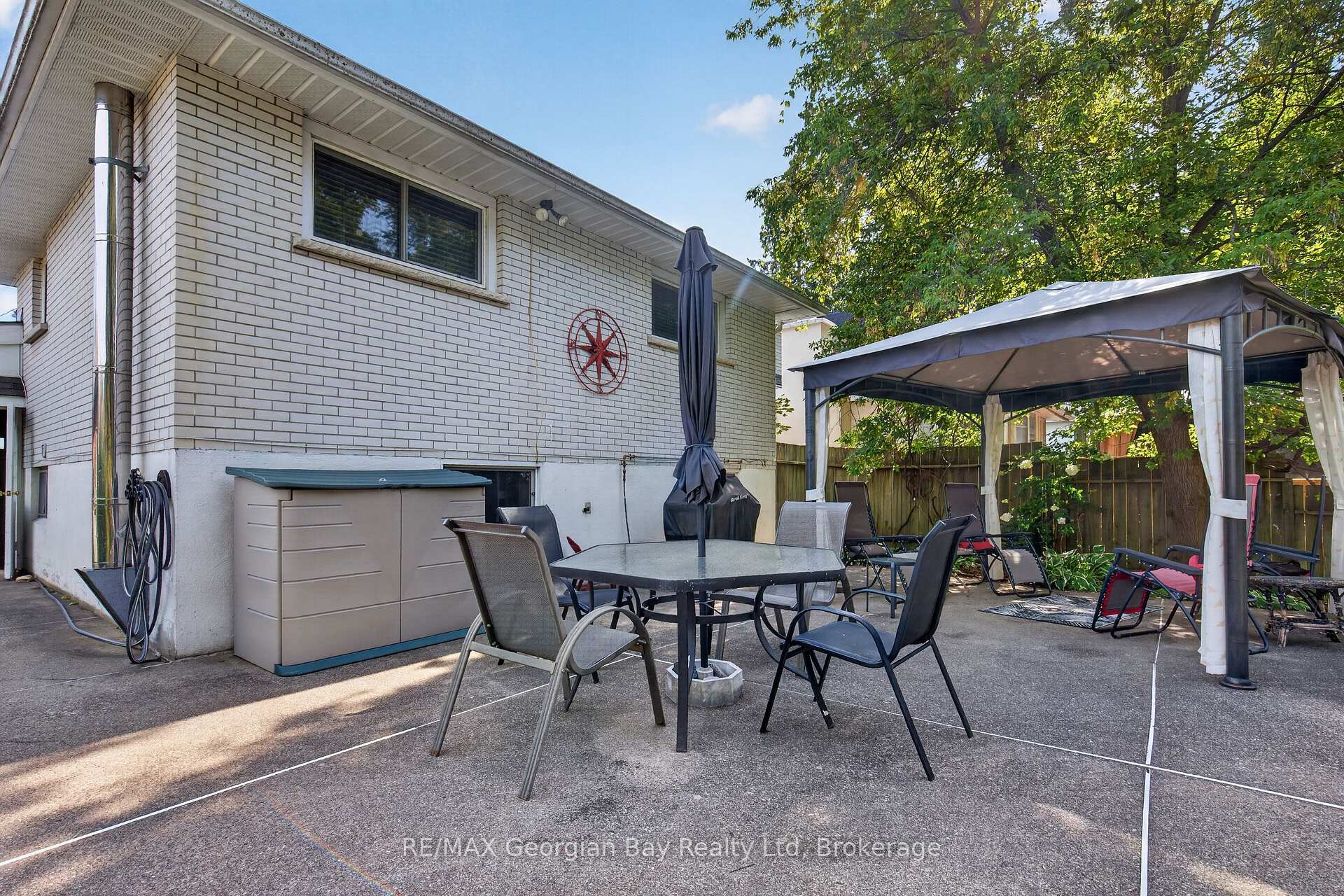 Photo 20 of 338 Seventh Street, Midland — HOMEH