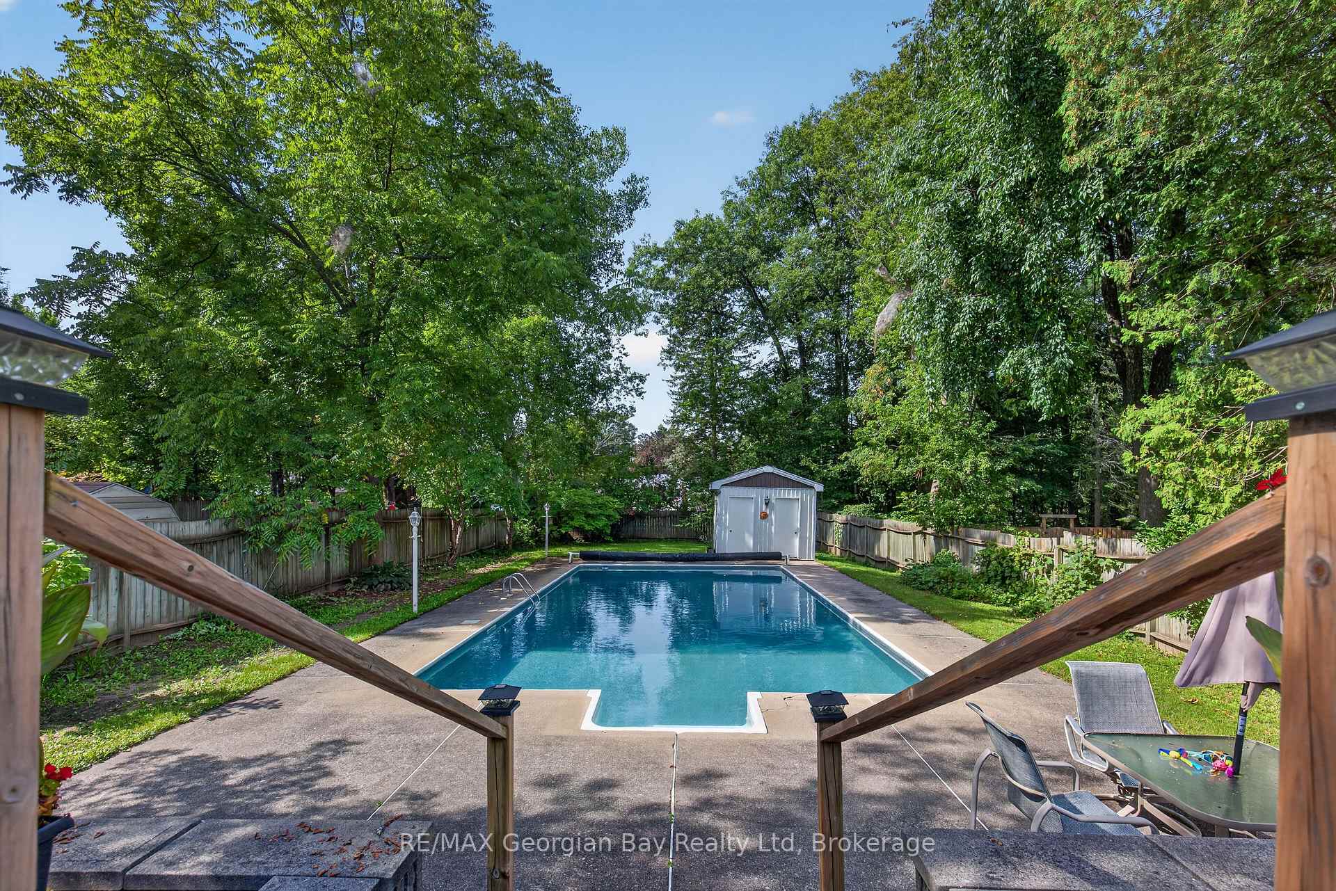 Photo 22 of 338 Seventh Street, Midland — HOMEH