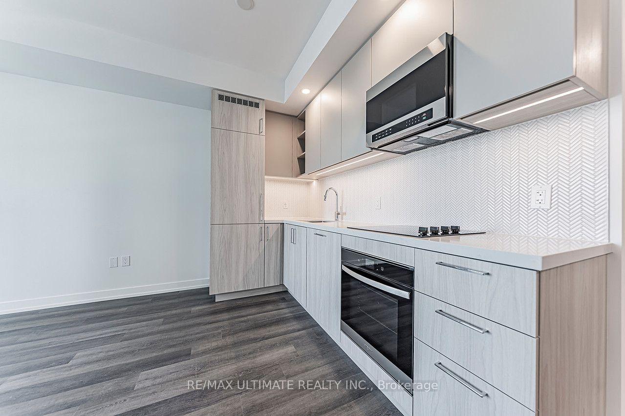 Photo 6 of Unit 1112, 5 Meadowdale Road, Vaughan, Vaughan Corporate Centre — HOMEH