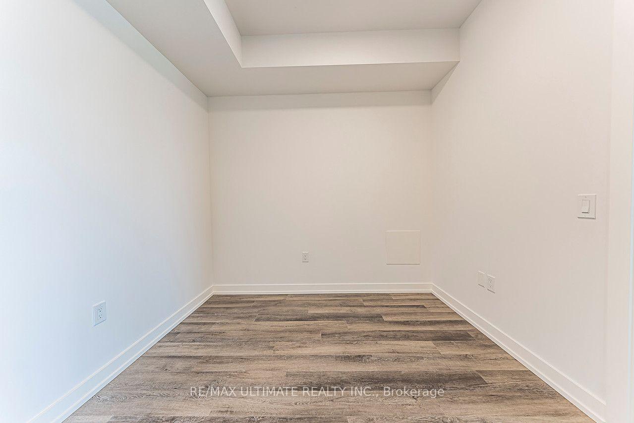 Photo 13 of Unit 1112, 5 Meadowdale Road, Vaughan, Vaughan Corporate Centre — HOMEH