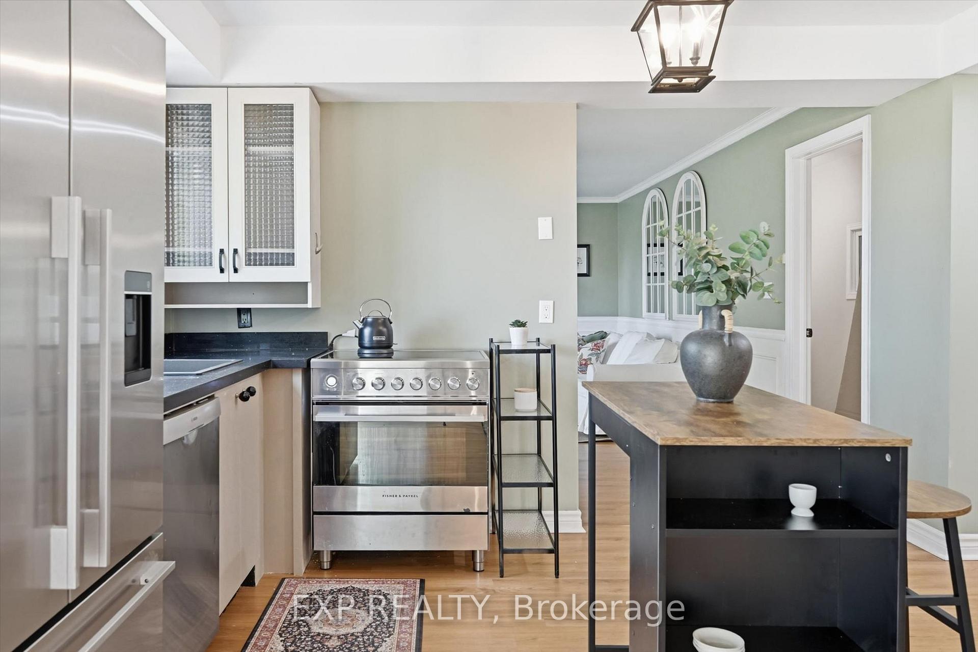Photo 13 of 51 Chatterson Drive, Hamilton, Ancaster — HOMEH