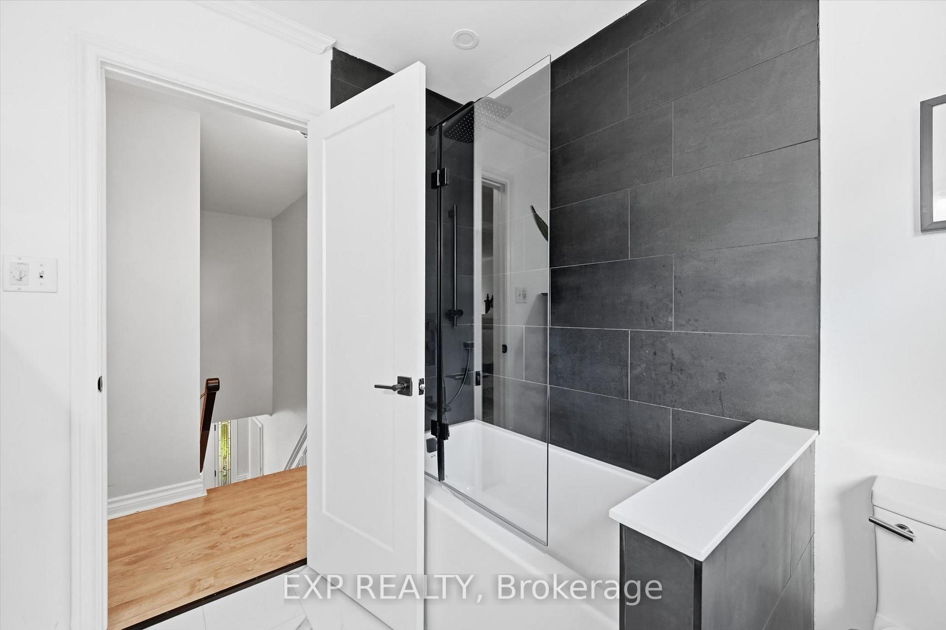 Photo 28 of 51 Chatterson Drive, Hamilton, Ancaster — HOMEH