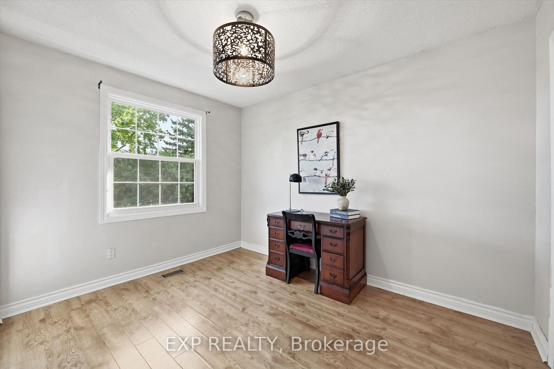 Photo 34 of 51 Chatterson Drive, Hamilton, Ancaster — HOMEH