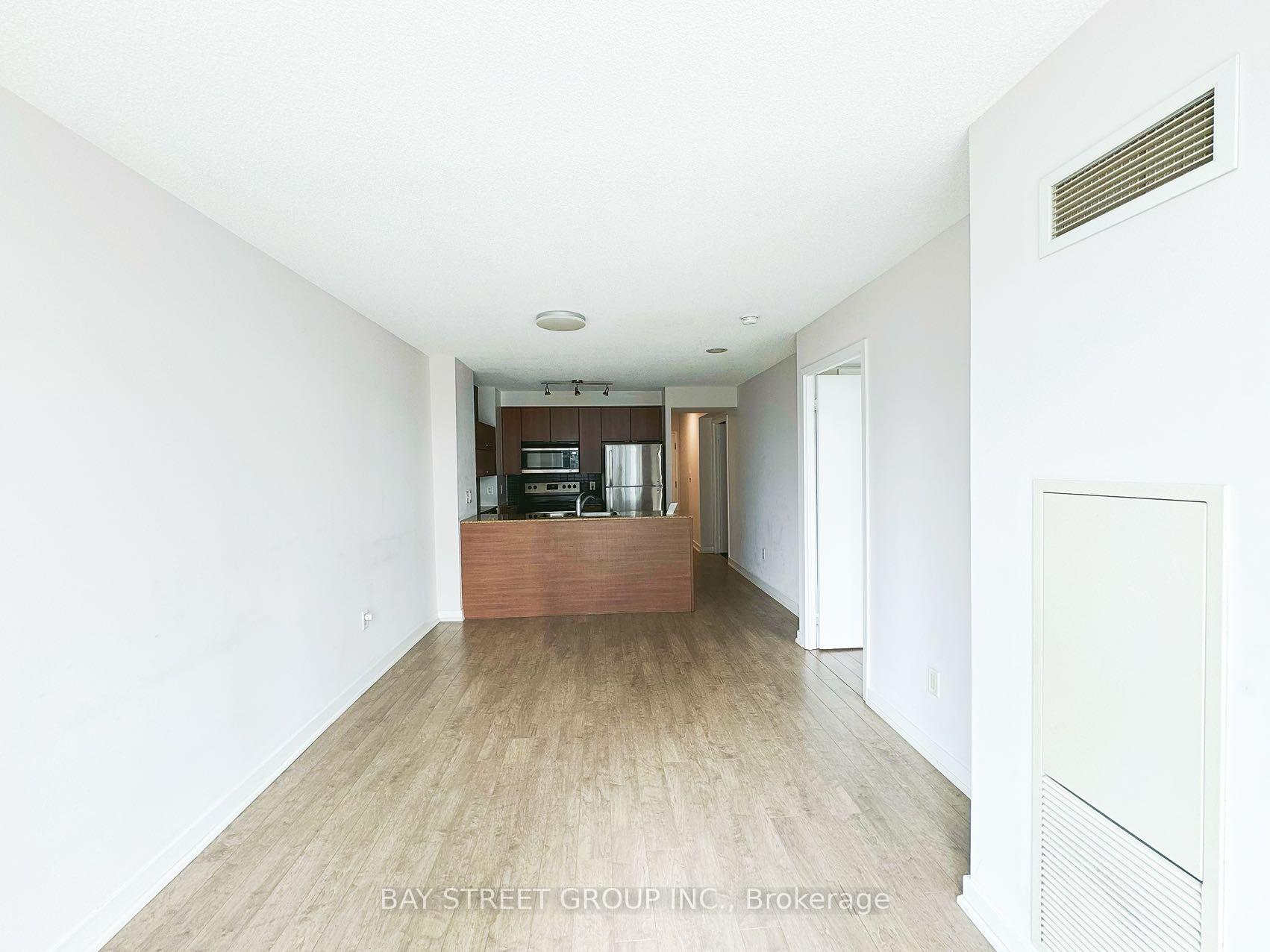 Photo 12 of Unit 807, 11 Brunel Court, Toronto, Waterfront Communities — HOMEH