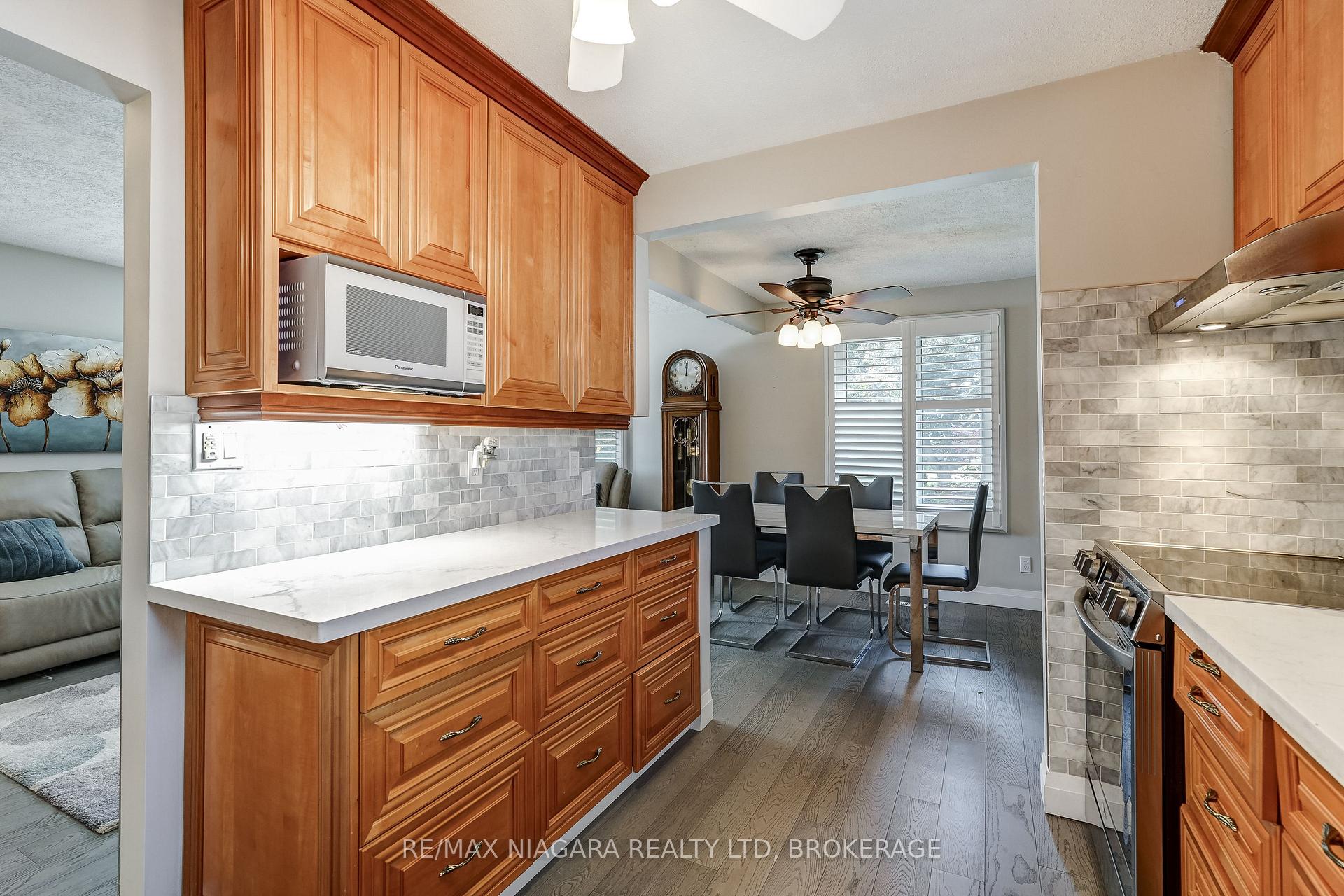 Photo 14 of 33 Hurricane Road, Pelham, Fonthill — HOMEH