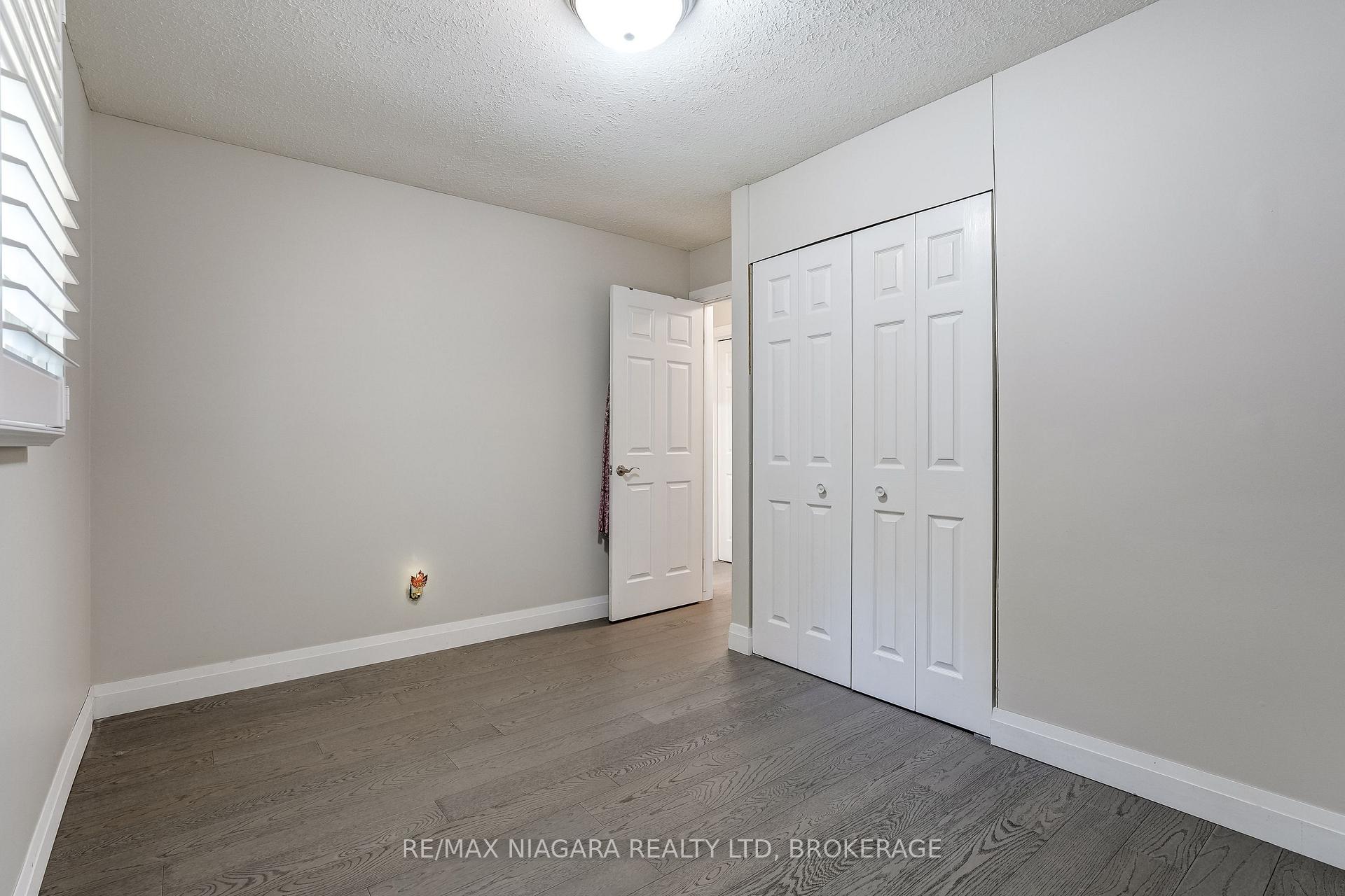 Photo 20 of 33 Hurricane Road, Pelham, Fonthill — HOMEH