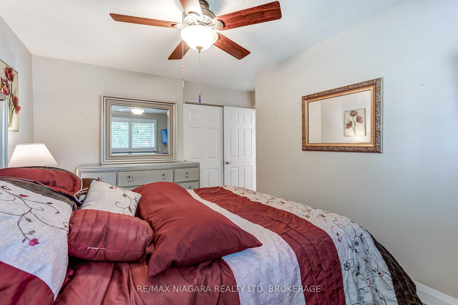 Photo 23 of 33 Hurricane Road, Pelham, Fonthill — HOMEH