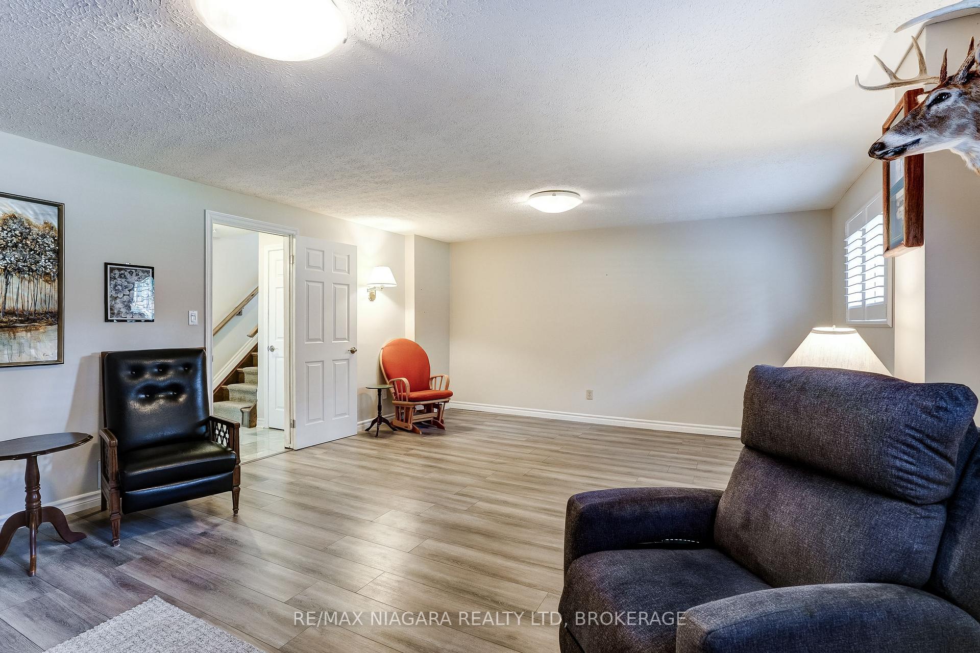 Photo 29 of 33 Hurricane Road, Pelham, Fonthill — HOMEH