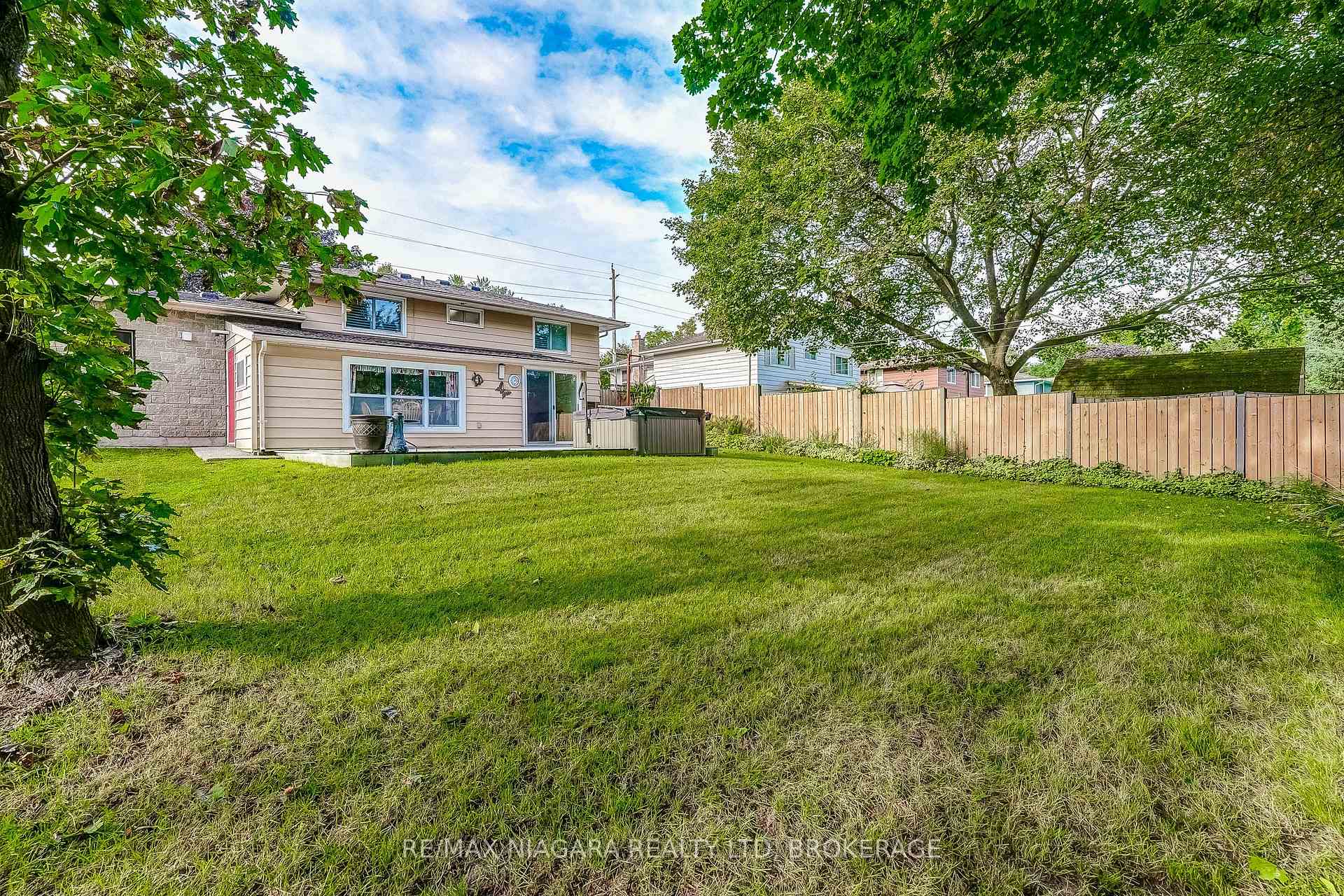 Photo 42 of 33 Hurricane Road, Pelham, Fonthill — HOMEH