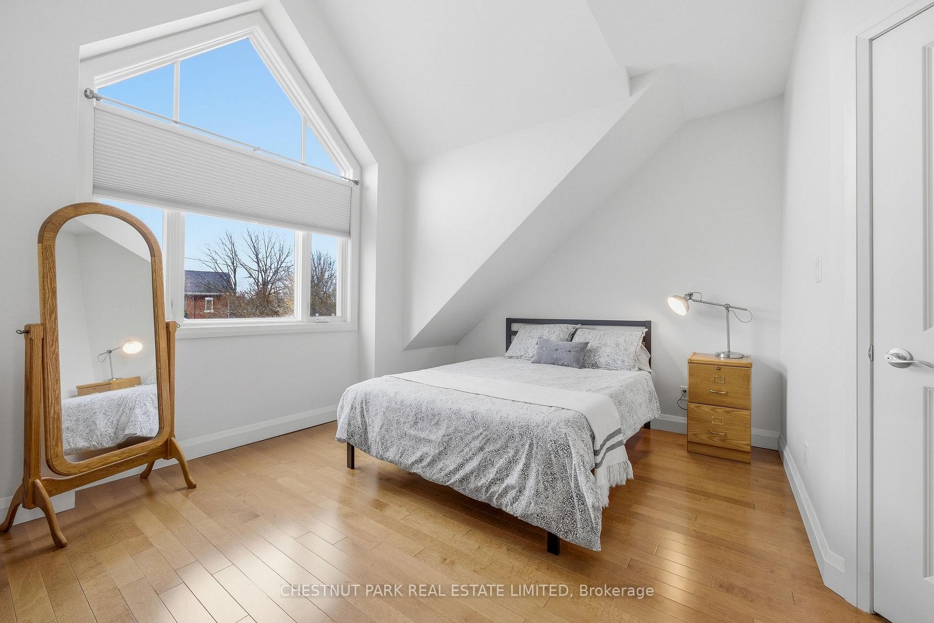 Photo 32 of Unit 2, 4 Bridge Street, Prince Edward County, Picton Ward — HOMEH