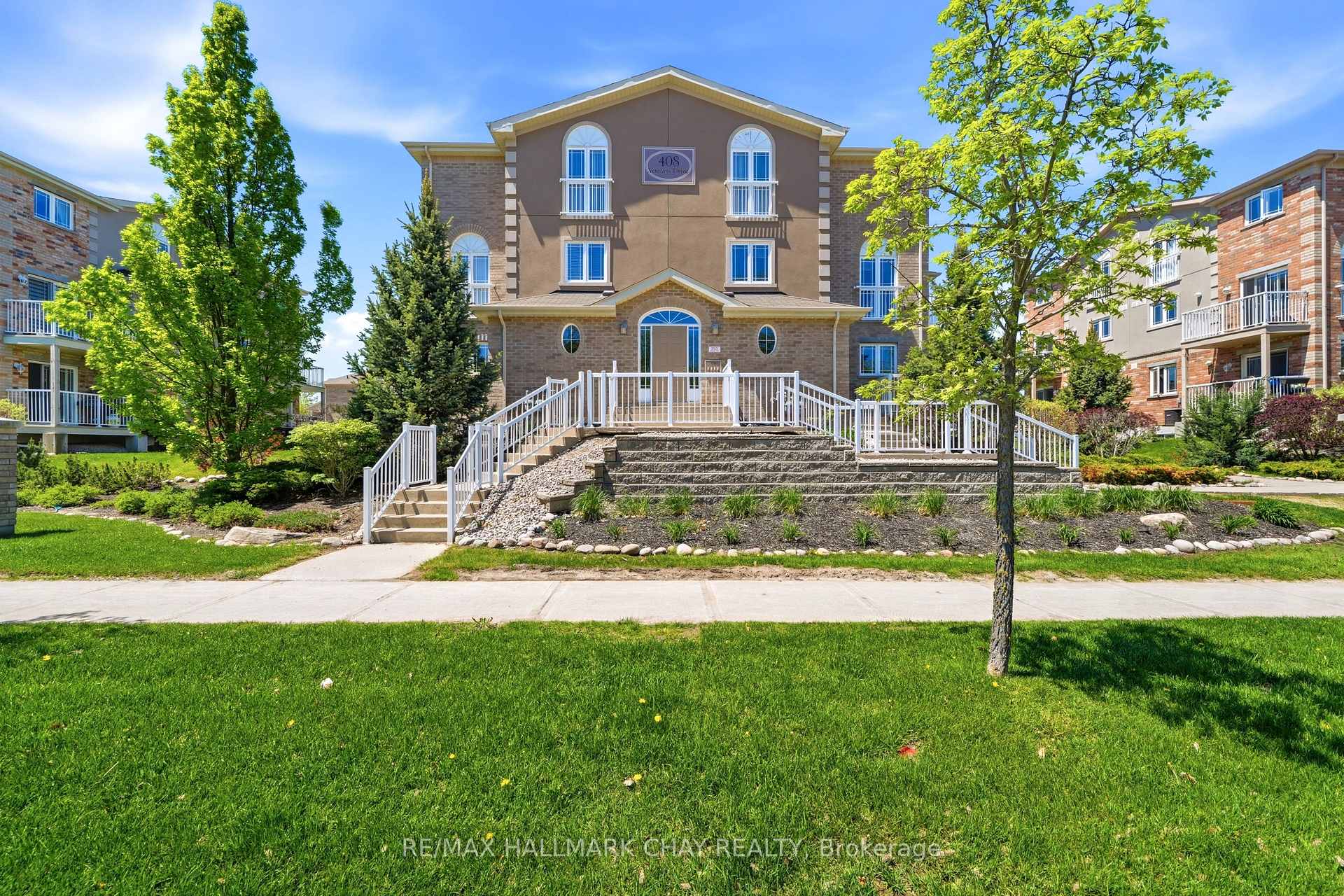 Photo of Unit 1, 408 Veterans Drive