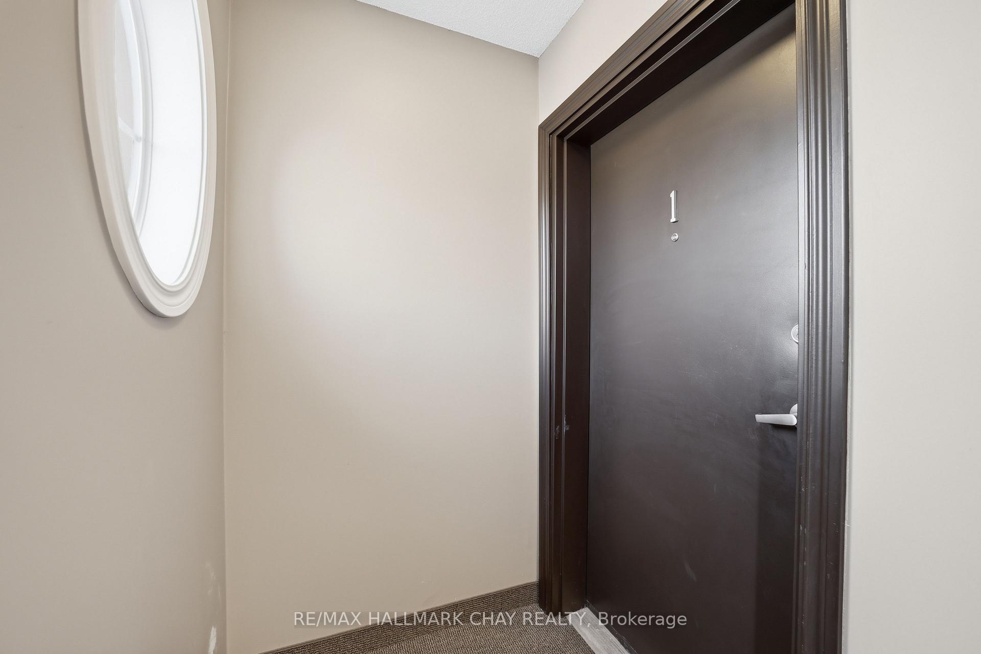 Photo 4 of Unit 1, 408 Veterans Drive, Barrie, Holly — HOMEH