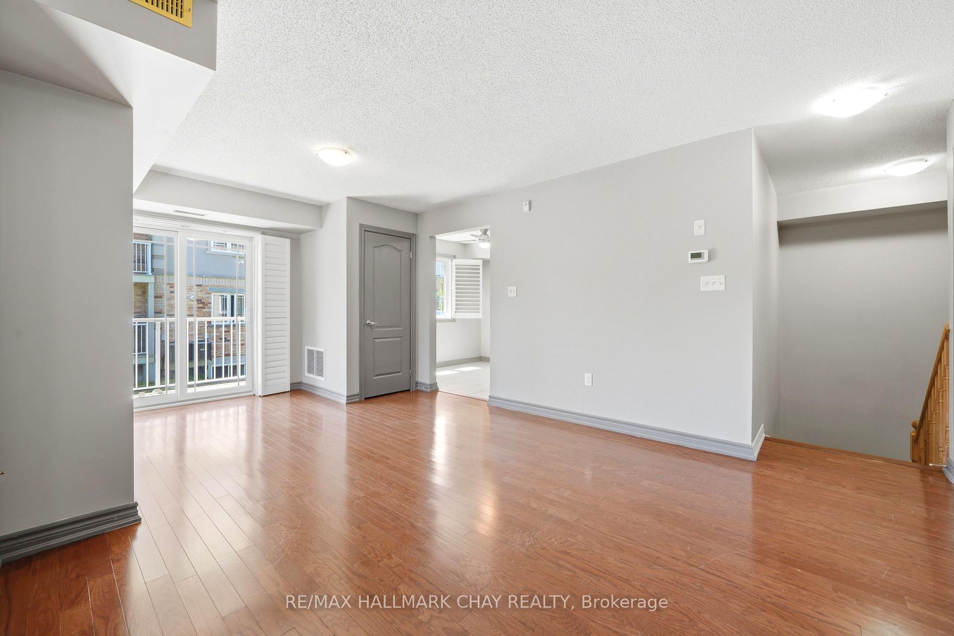 Photo 10 of Unit 1, 408 Veterans Drive, Barrie, Holly — HOMEH
