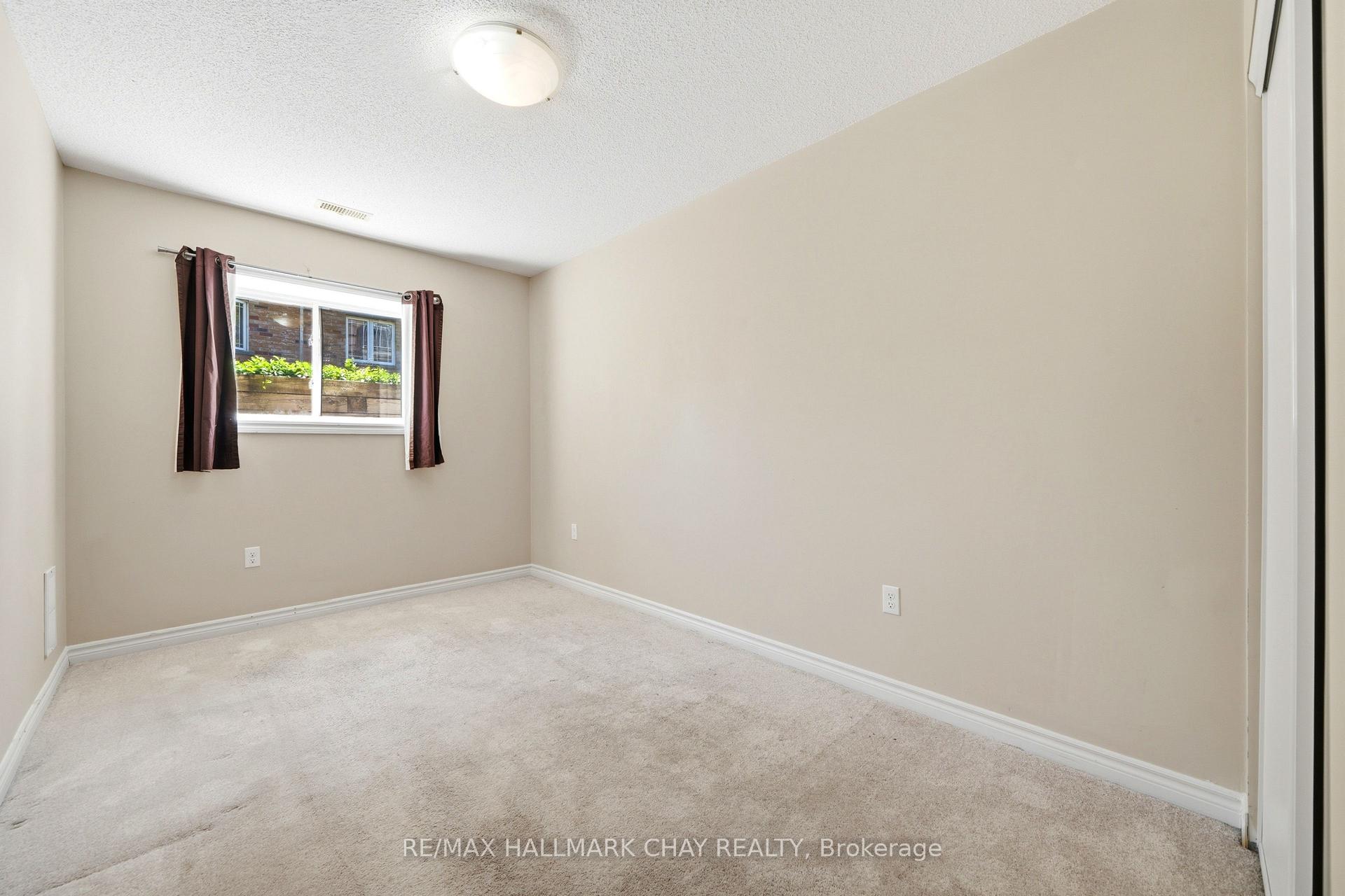 Photo 23 of Unit 1, 408 Veterans Drive, Barrie, Holly — HOMEH