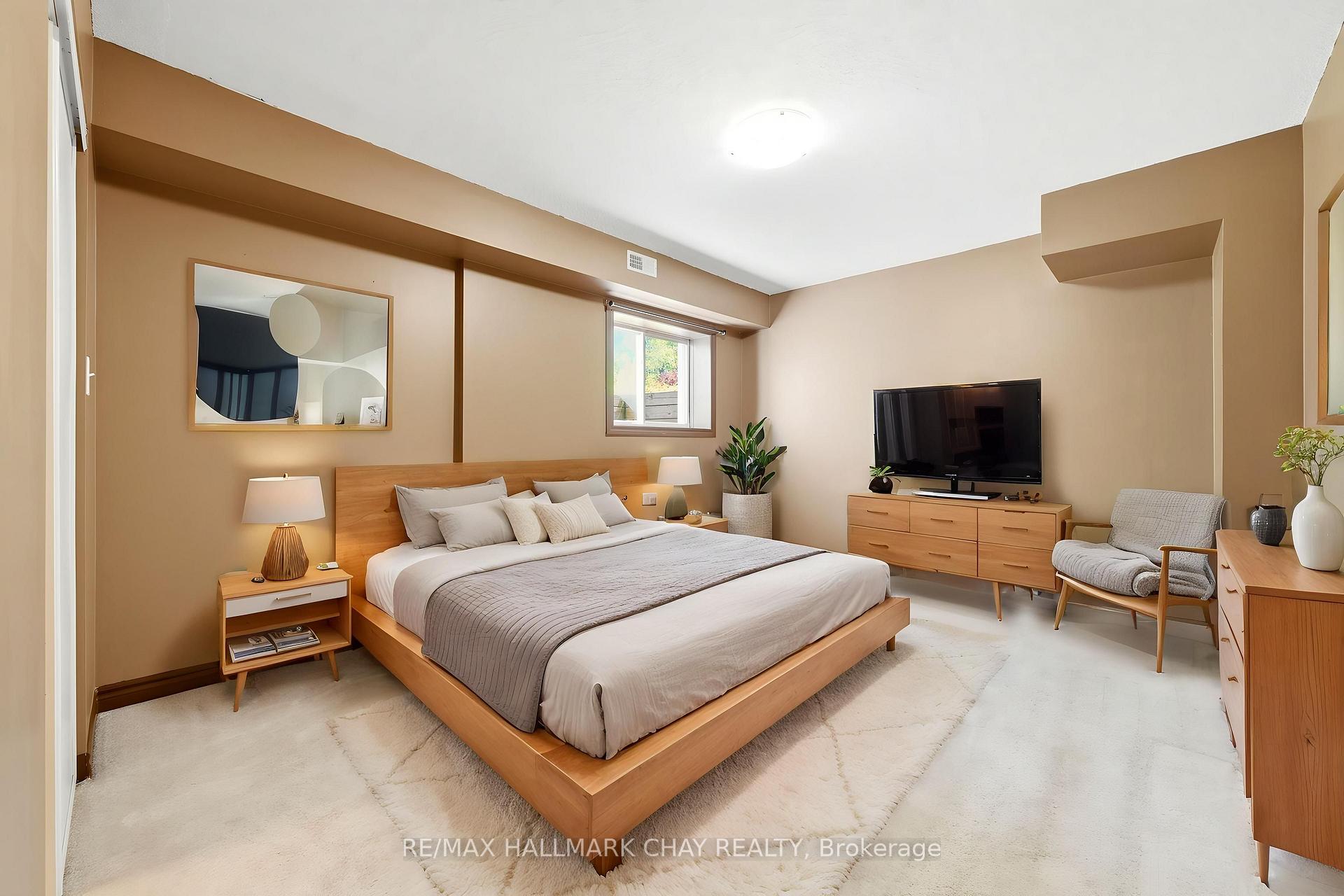 Photo 25 of Unit 1, 408 Veterans Drive, Barrie, Holly — HOMEH