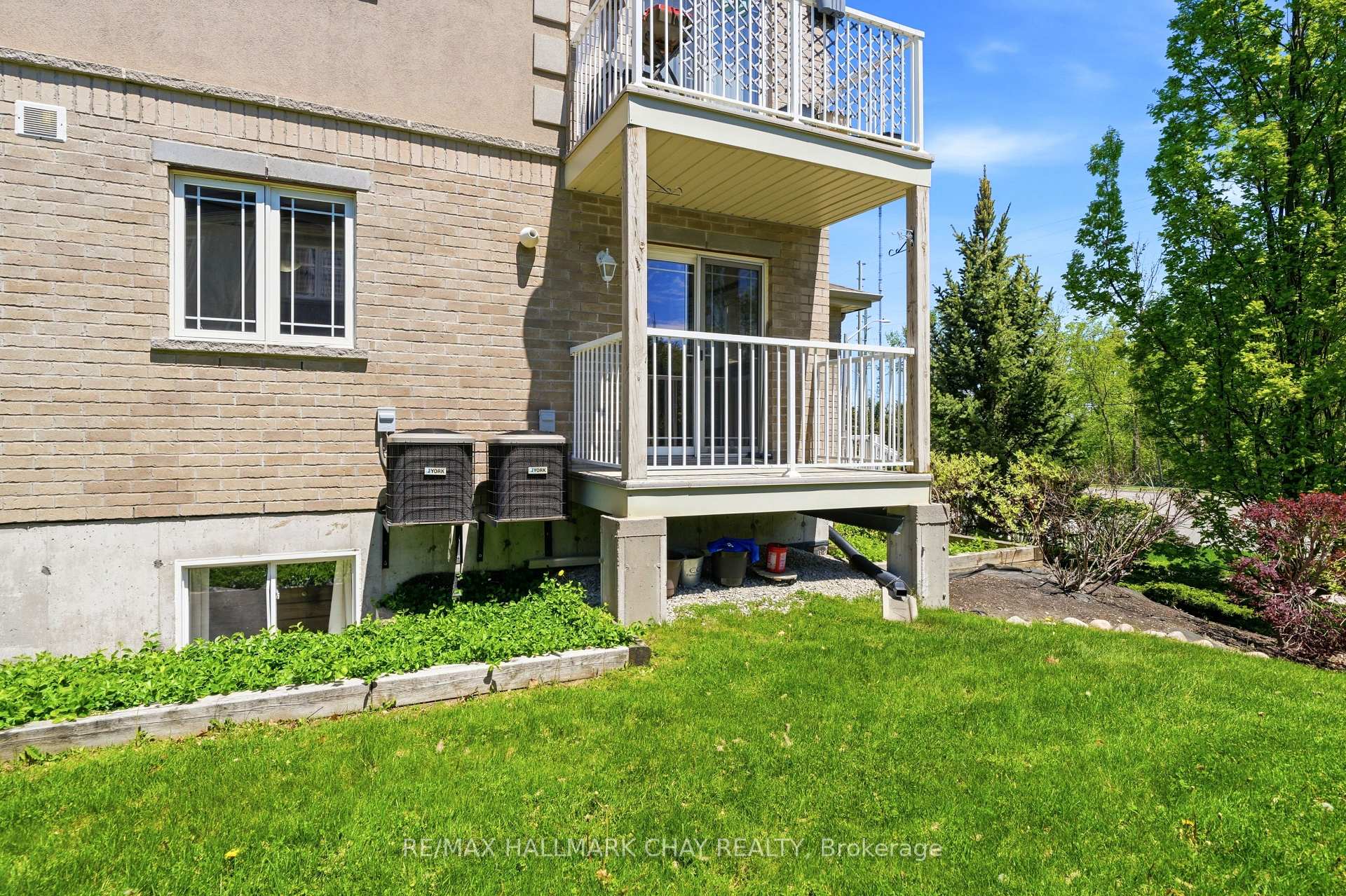 Photo 34 of Unit 1, 408 Veterans Drive, Barrie, Holly — HOMEH
