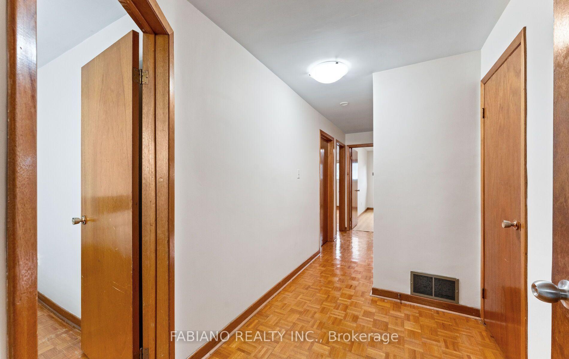 Photo 21 of 549 Gladstone Avenue, Toronto, Dovercourt-Wallace Emerson-Junction — HOMEH