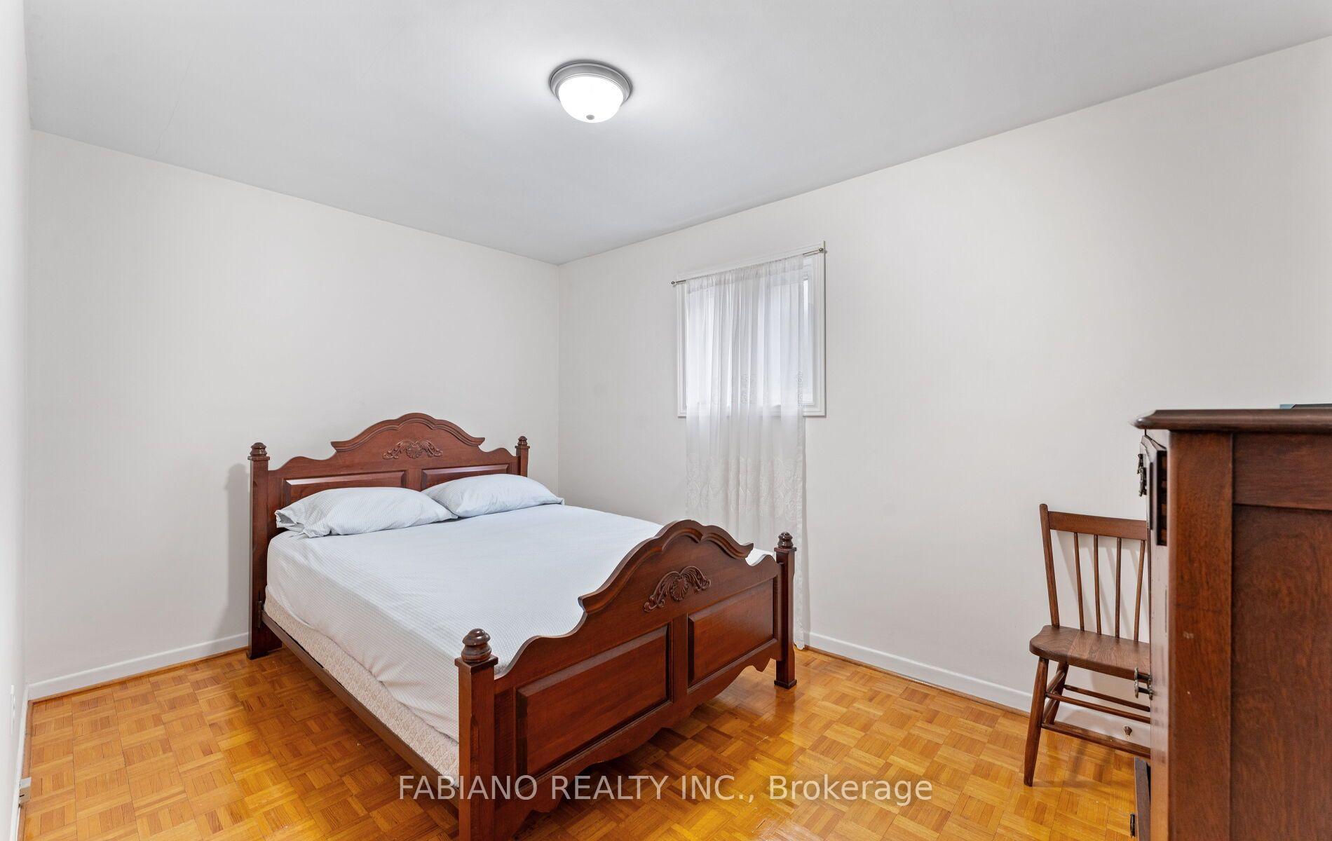 Photo 23 of 549 Gladstone Avenue, Toronto, Dovercourt-Wallace Emerson-Junction — HOMEH