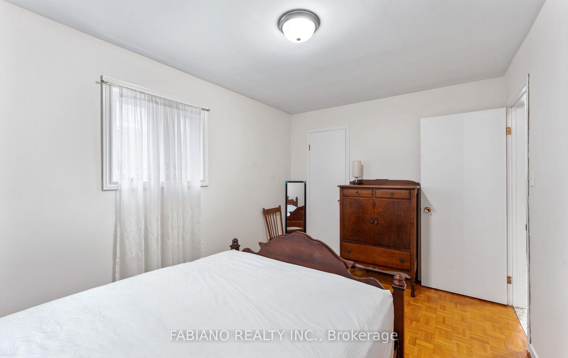 Photo 25 of 549 Gladstone Avenue, Toronto, Dovercourt-Wallace Emerson-Junction — HOMEH