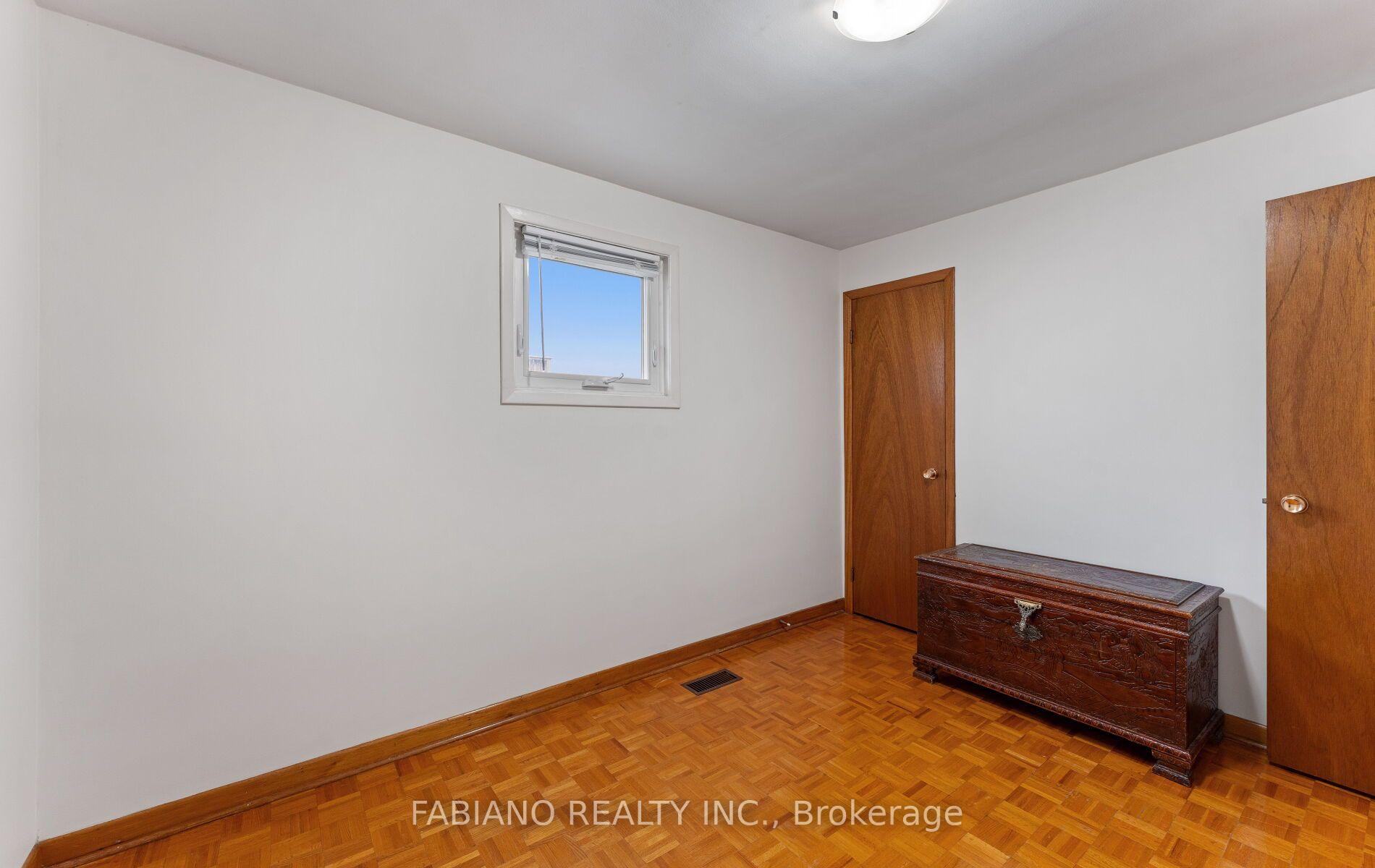 Photo 27 of 549 Gladstone Avenue, Toronto, Dovercourt-Wallace Emerson-Junction — HOMEH