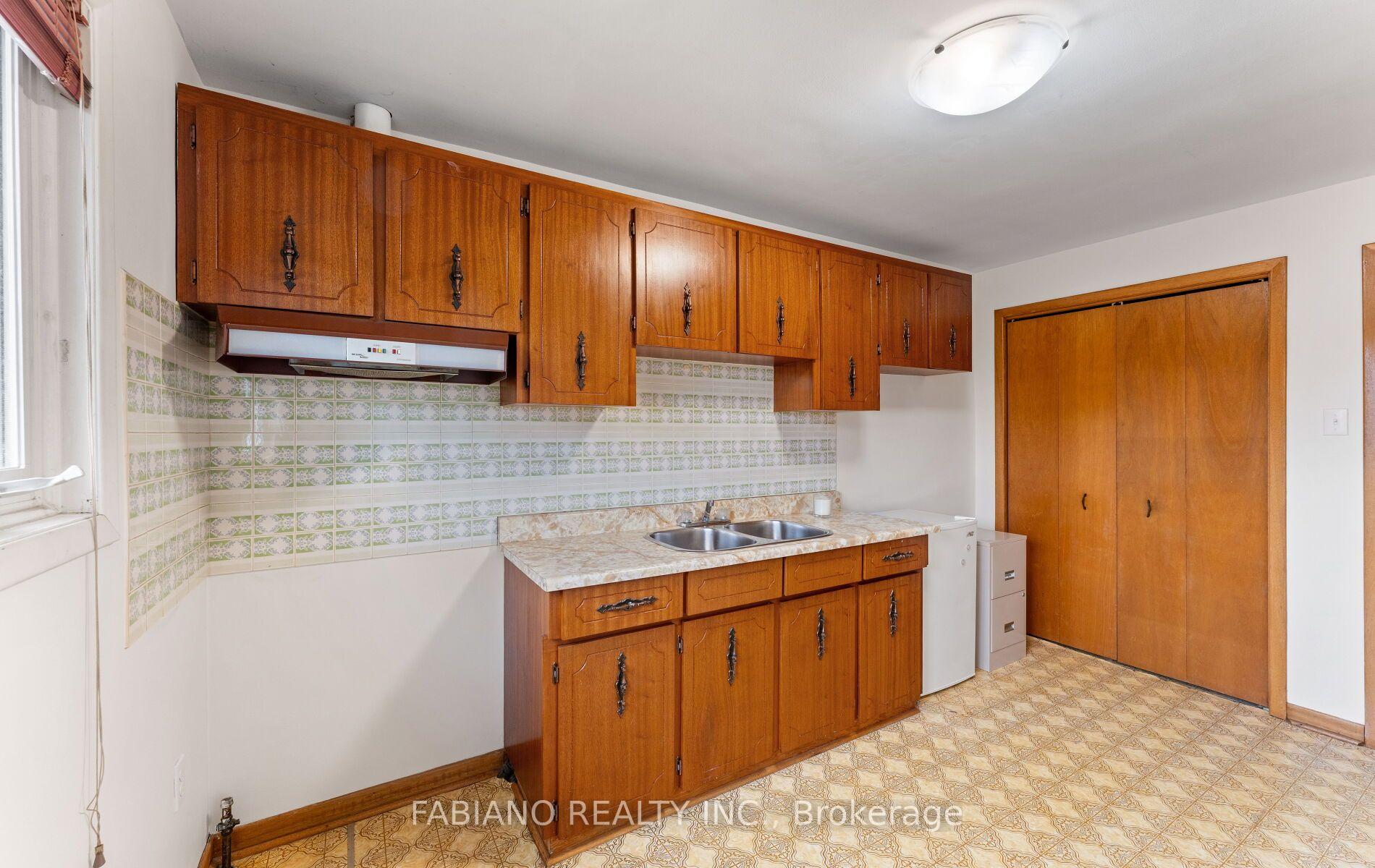 Photo 30 of 549 Gladstone Avenue, Toronto, Dovercourt-Wallace Emerson-Junction — HOMEH