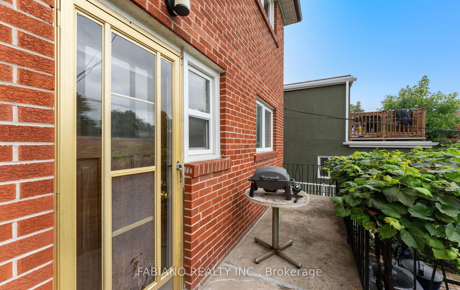 Photo 47 of 549 Gladstone Avenue, Toronto, Dovercourt-Wallace Emerson-Junction — HOMEH