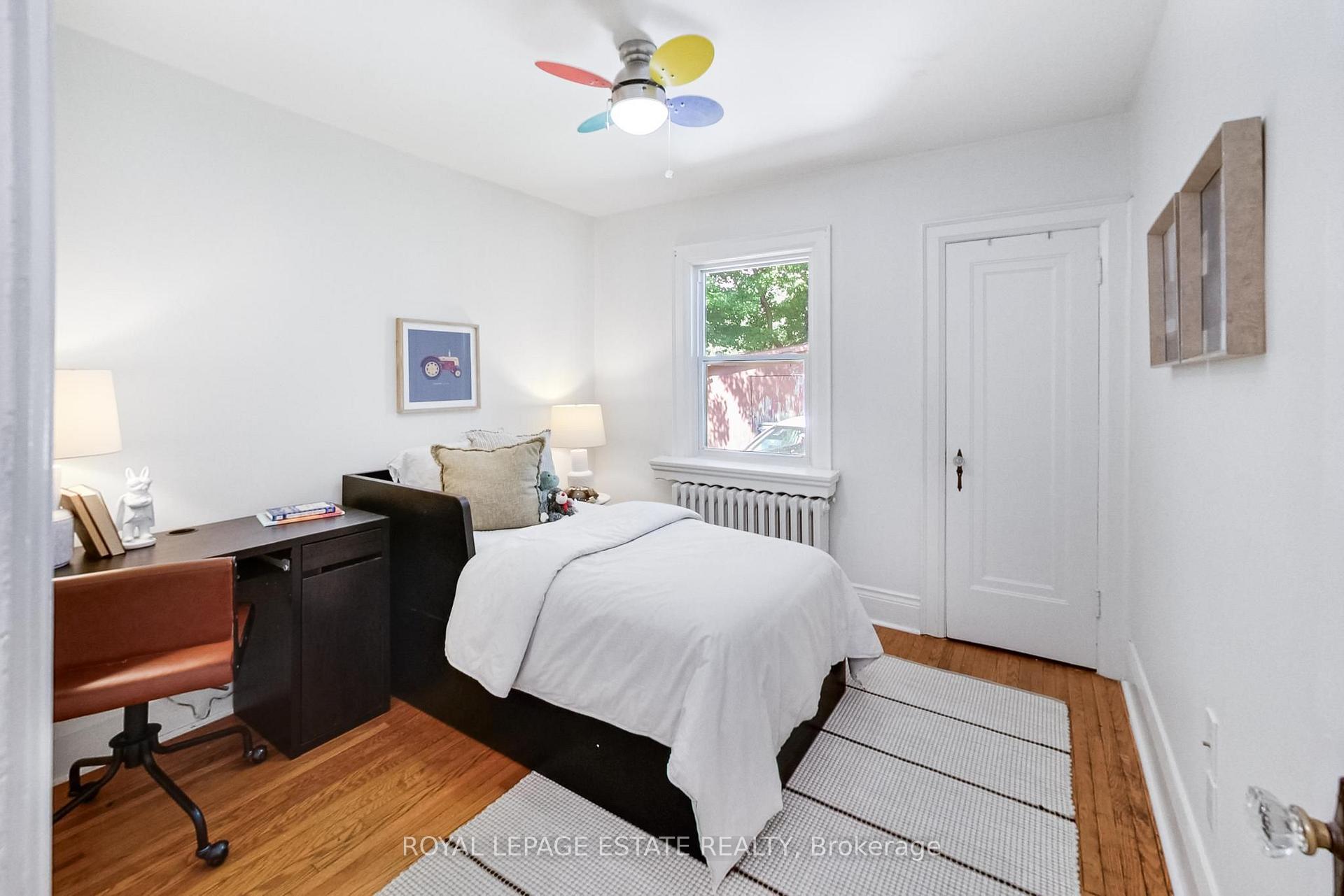 Photo 12 of 64 Wildwood Crescent, Toronto, Woodbine Corridor — HOMEH